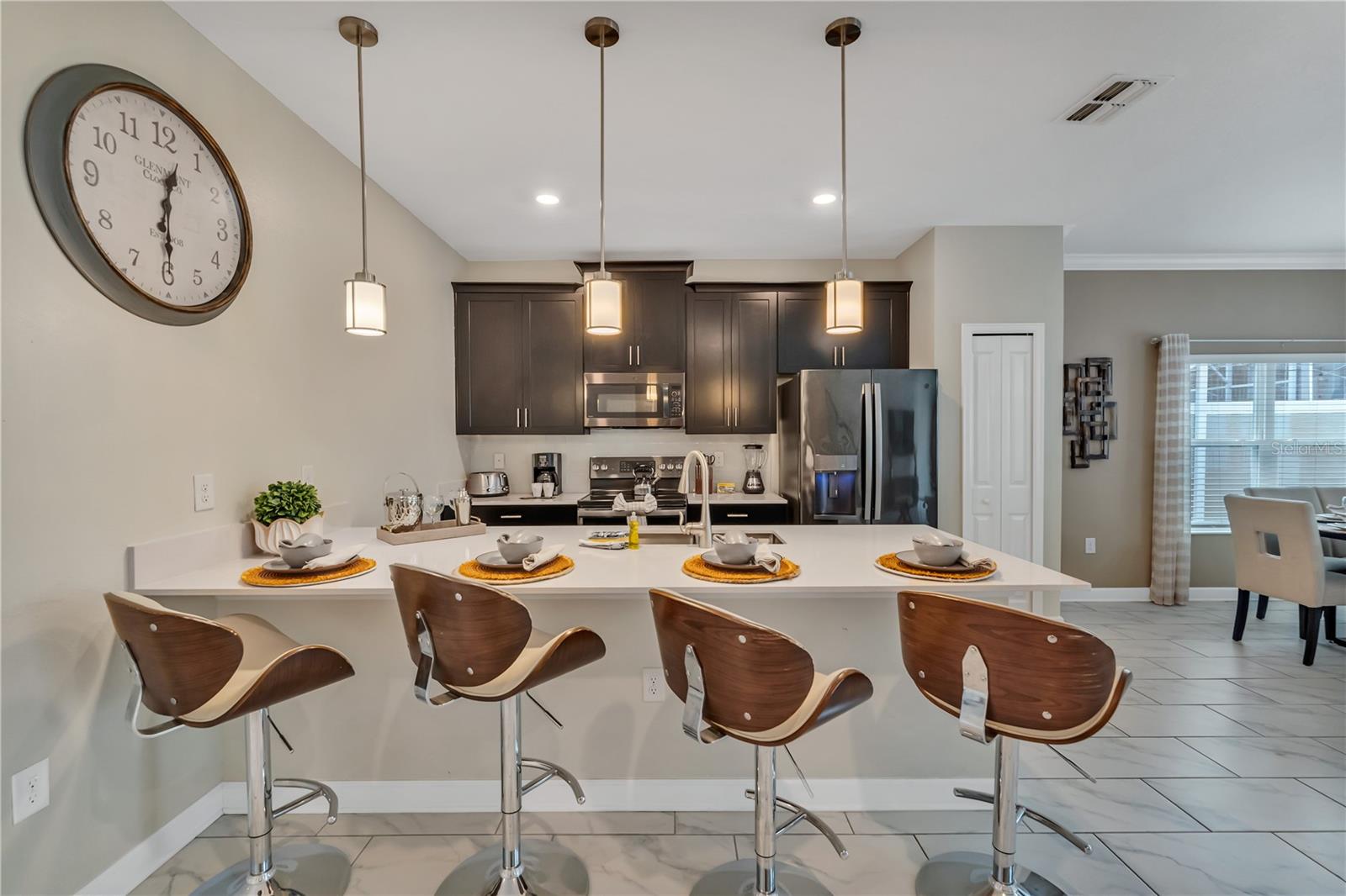 Image 6 of 69 For 1200 Challenge Drive