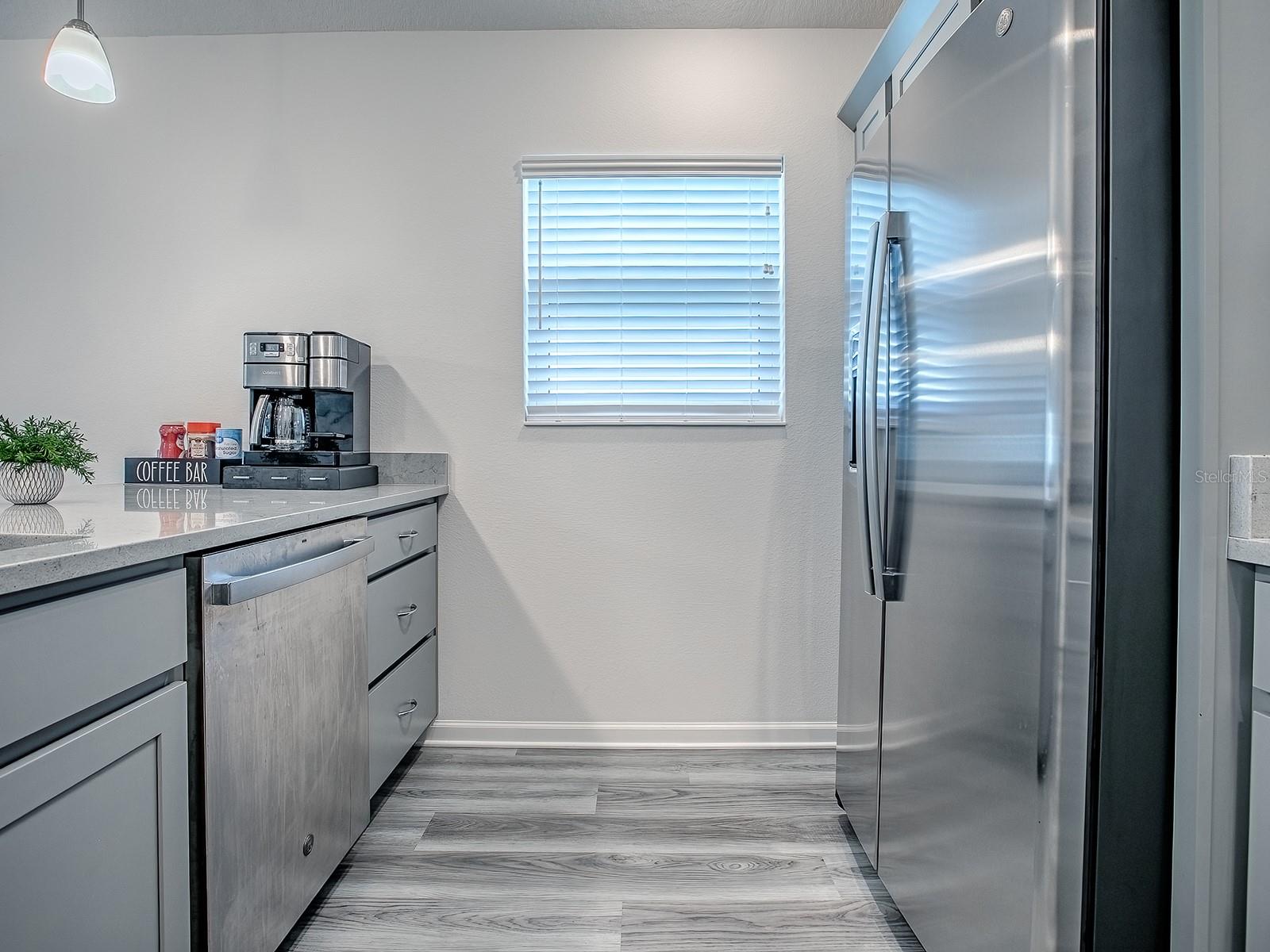 Image 18 of 61 For 7558 Hillard Lane