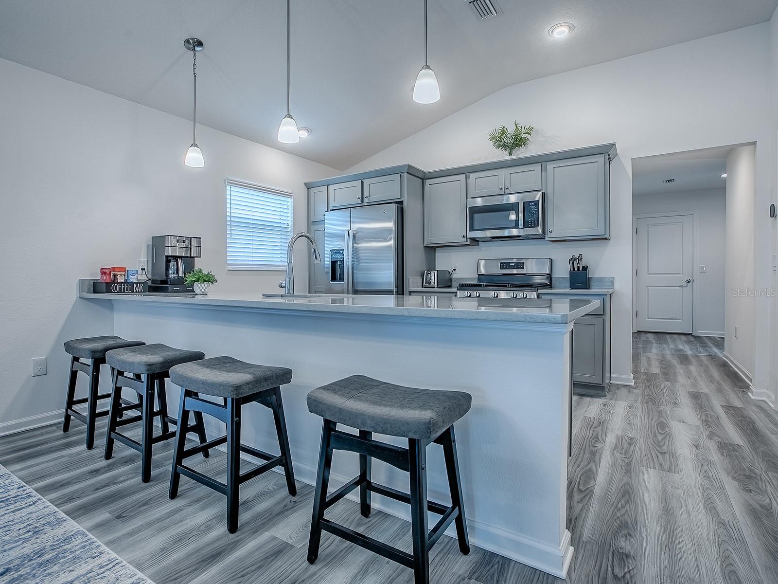 Image 20 of 61 For 7558 Hillard Lane