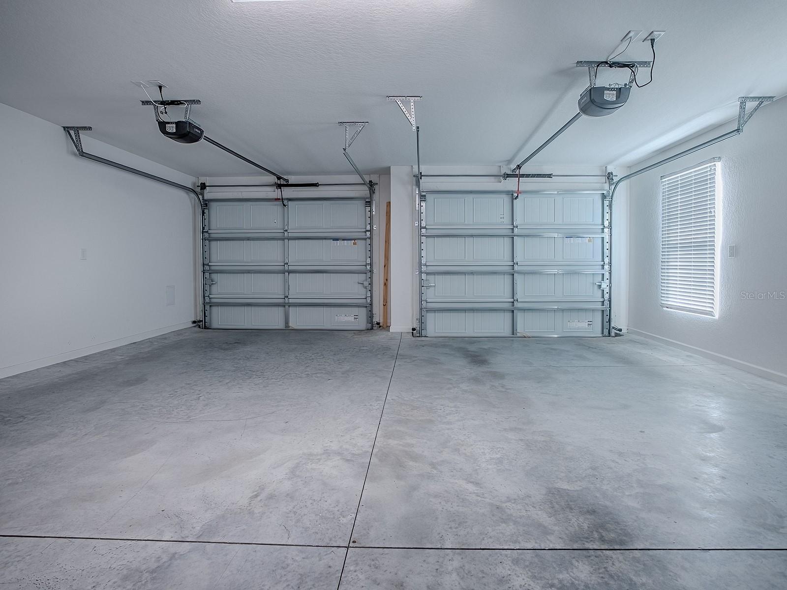 Image 36 of 61 For 7558 Hillard Lane