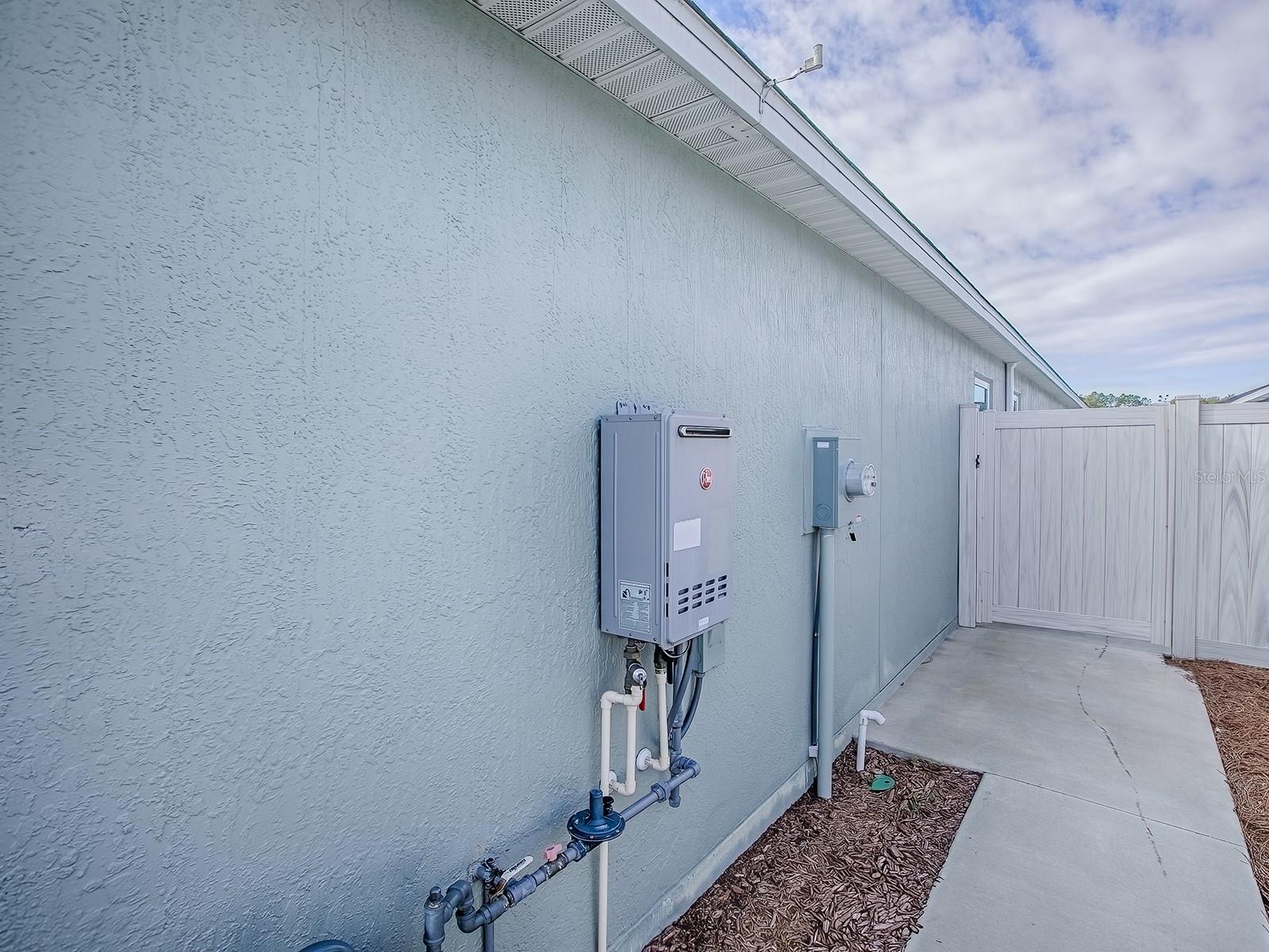 Image 45 of 61 For 7558 Hillard Lane