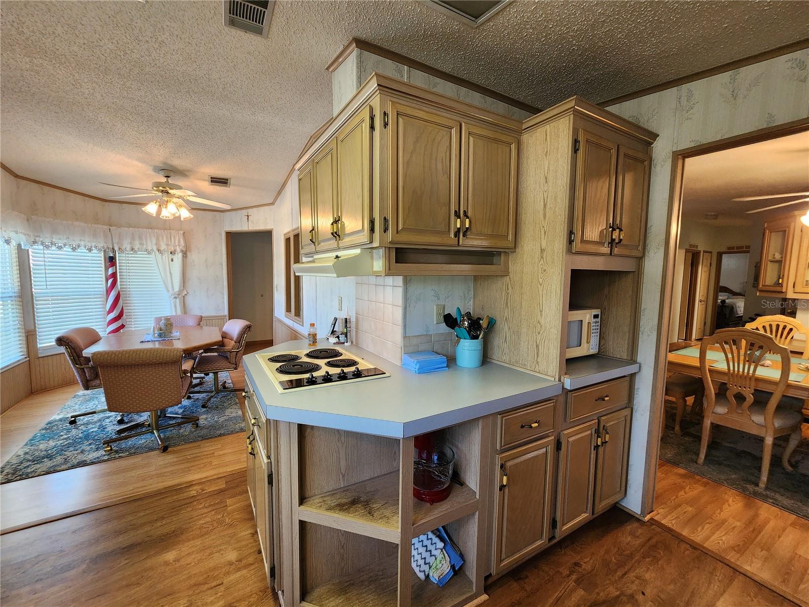 Image 16 of 51 For 204 Sweet Circle