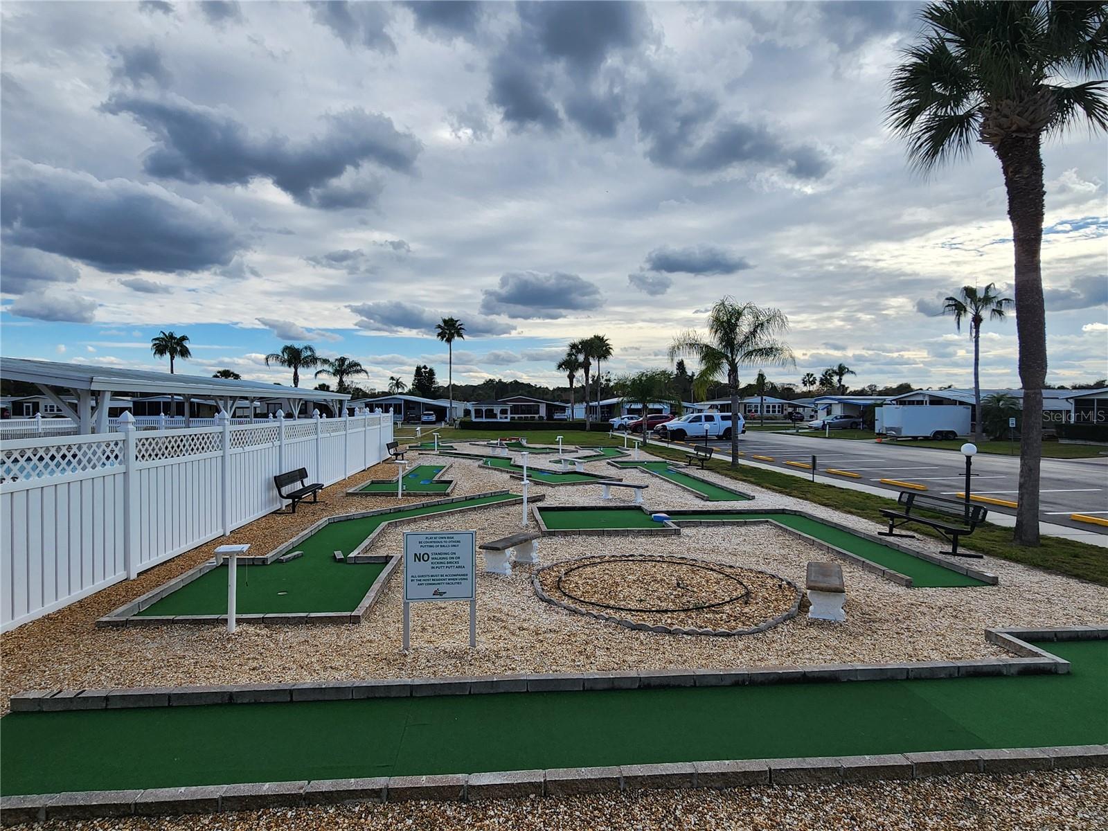 Image 4 of 51 For 204 Sweet Circle