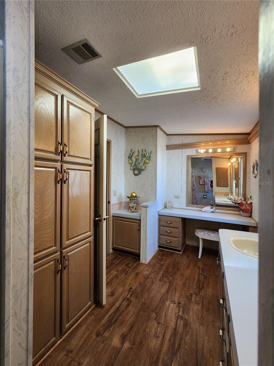 Image 41 of 51 For 204 Sweet Circle