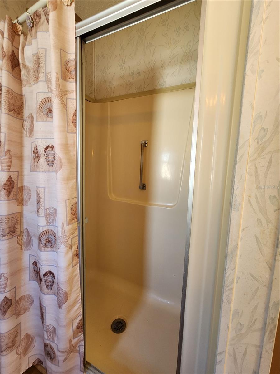 Image 42 of 51 For 204 Sweet Circle