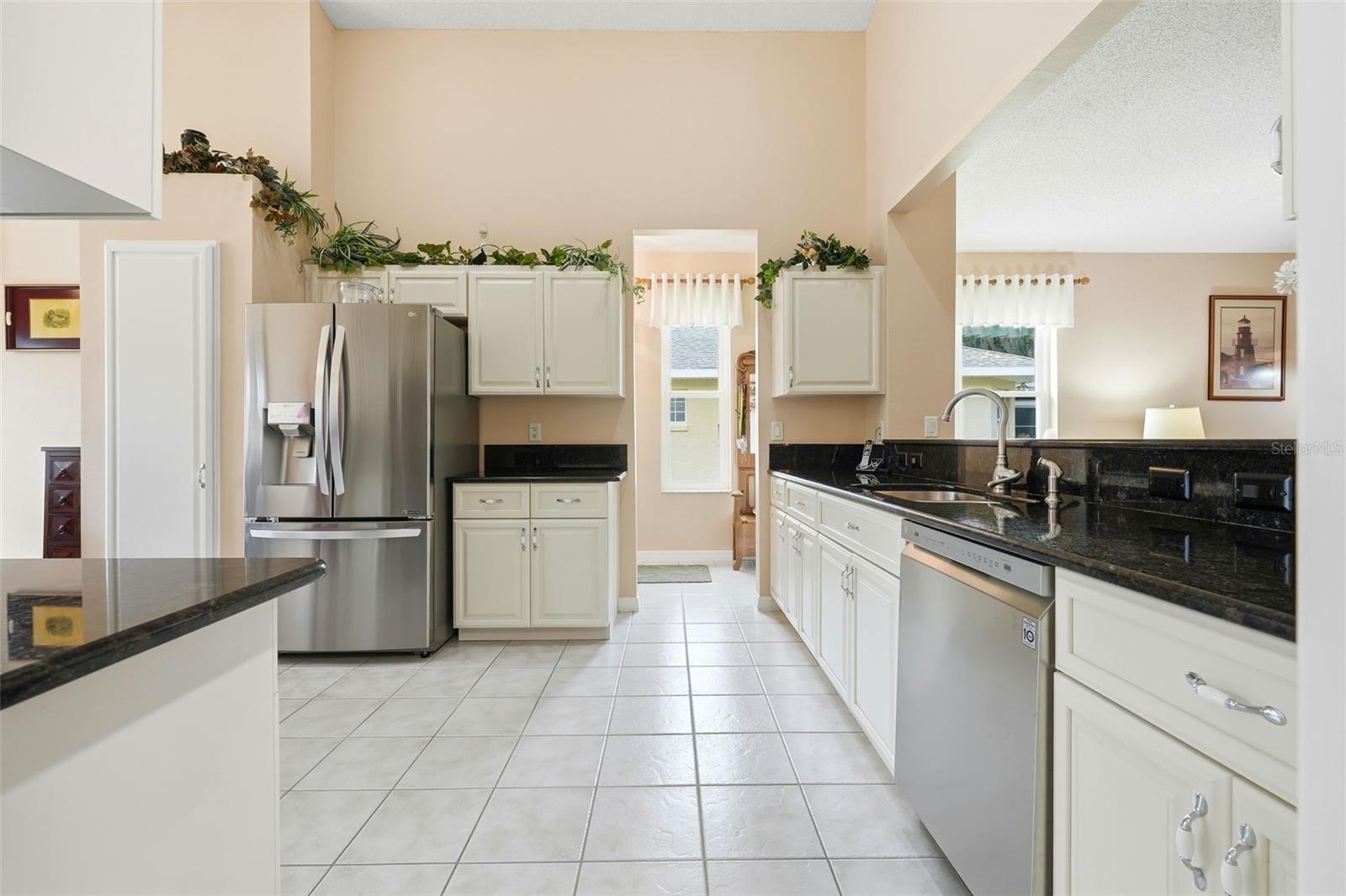 Image 5 of 31 For 6170 Sailboat Avenue