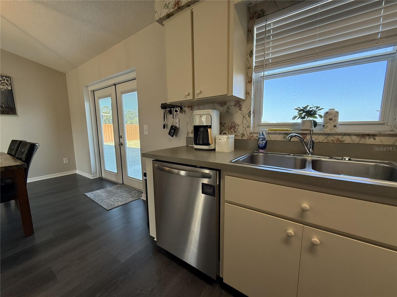 Image 13 of 33 For 514 Boitnott Lane