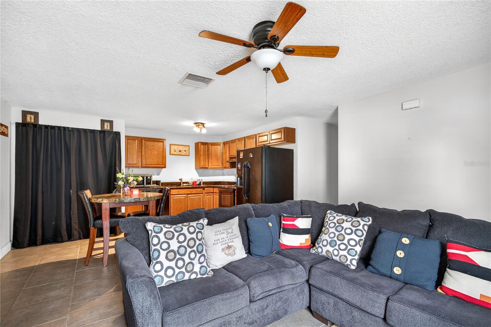 Image 6 of 18 For 528 Citrus Avenue