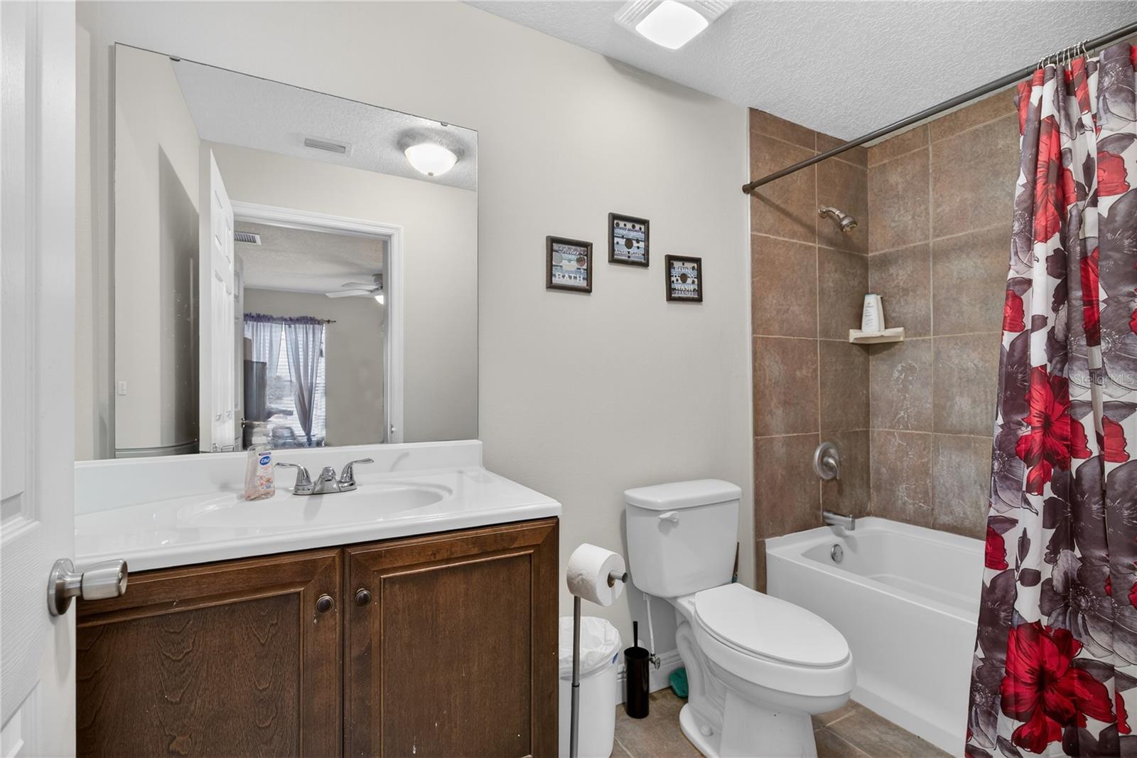 Image 8 of 18 For 528 Citrus Avenue