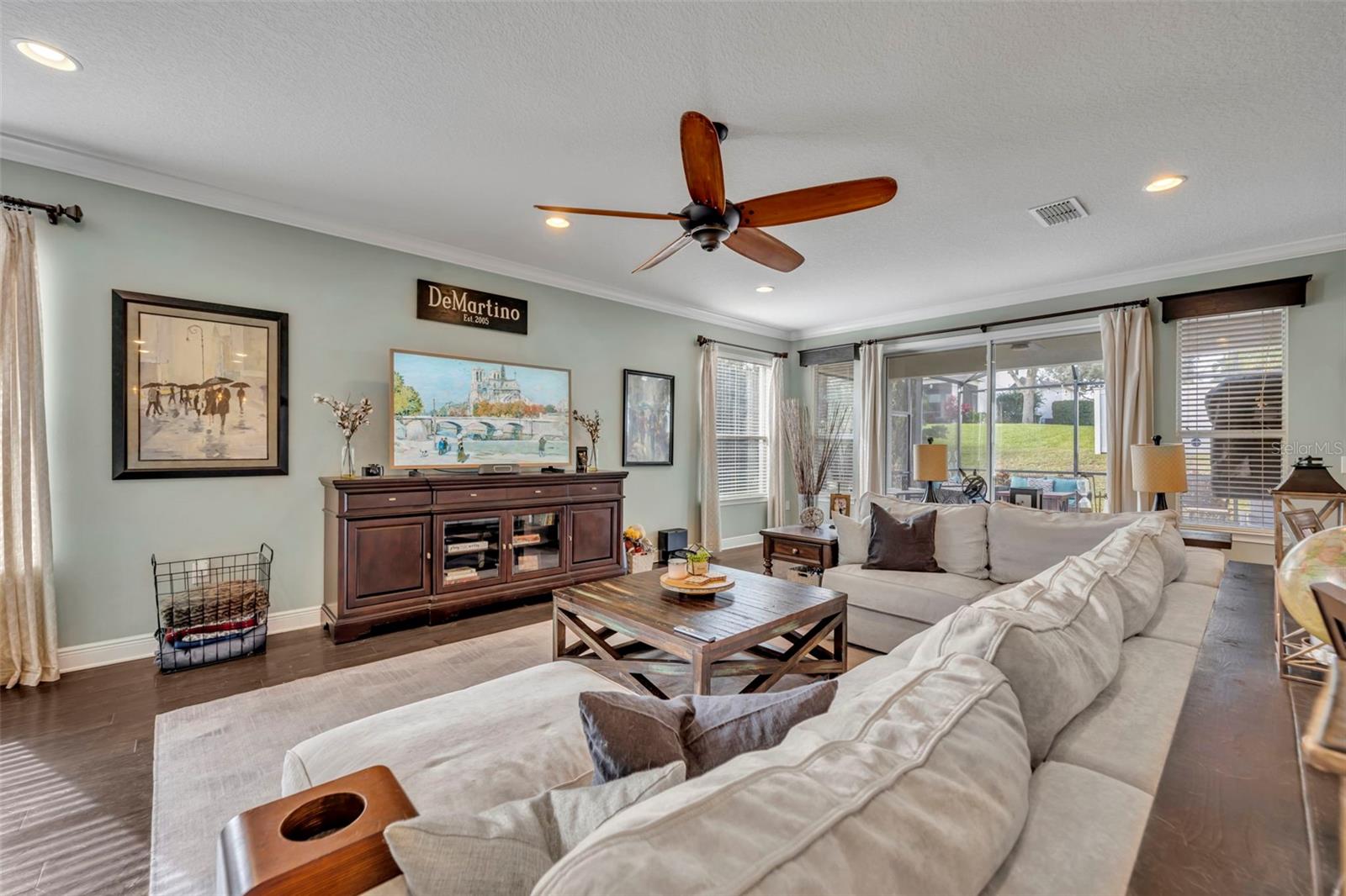 Image 11 of 52 For 4264 Bugle Street