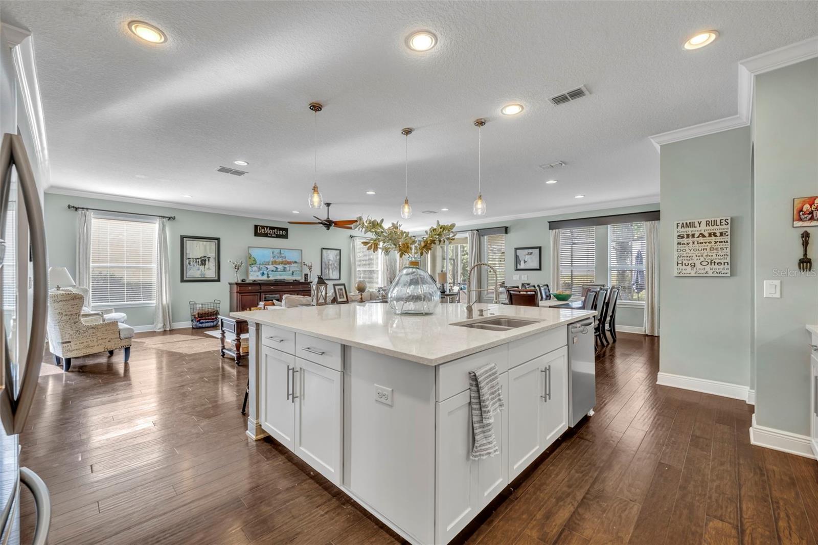 Image 18 of 52 For 4264 Bugle Street