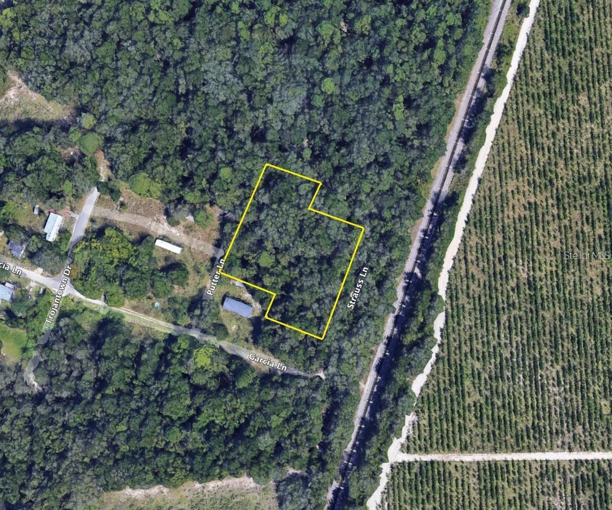 Image 3 of 9 For 17314 Putter Lane