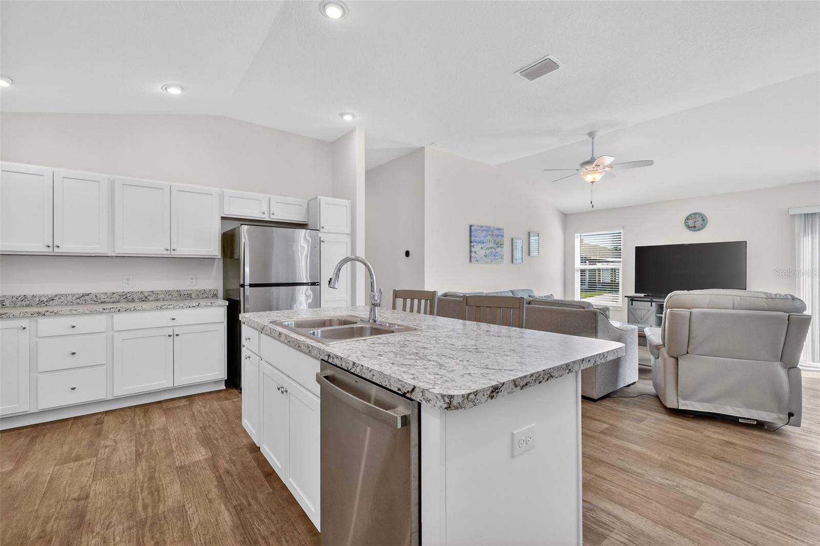 Image 6 of 30 For 5441 Boaz Avenue