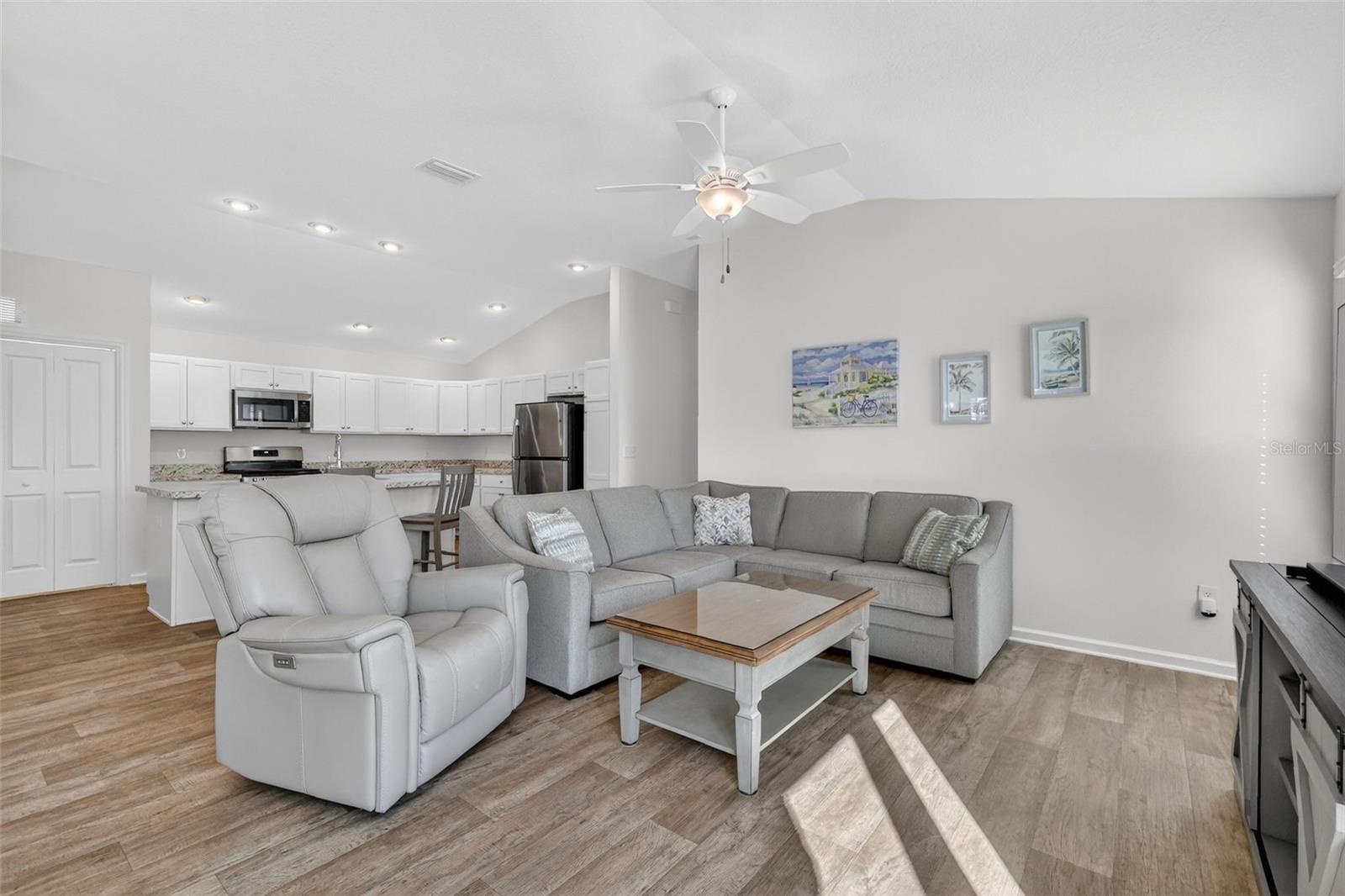 Image 9 of 30 For 5441 Boaz Avenue