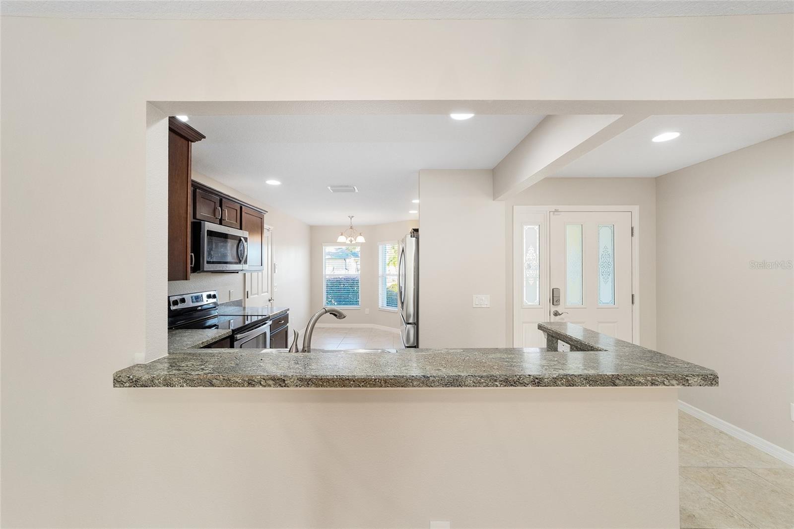 Image 14 of 57 For 926 Long Leaf Lane