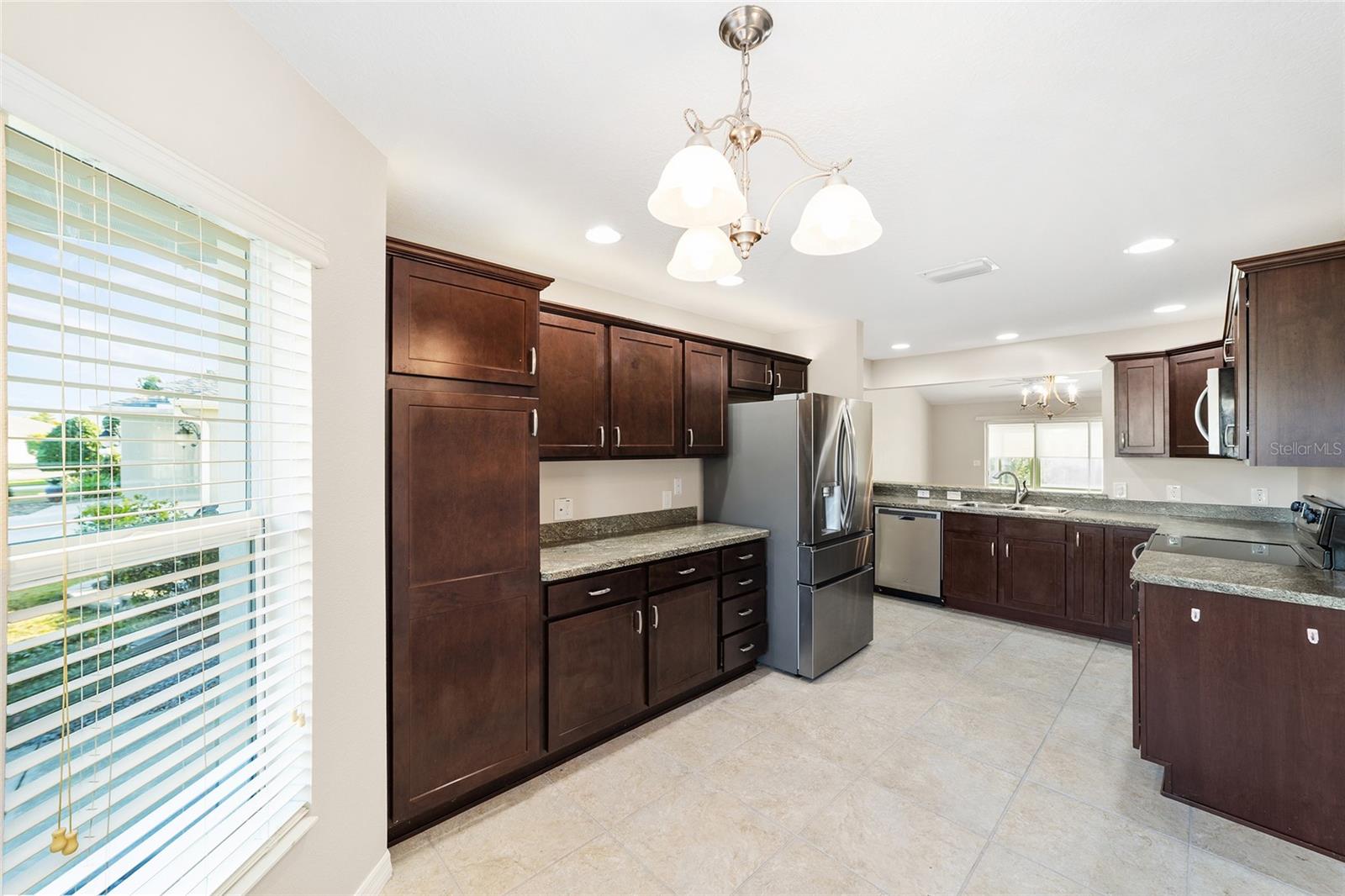 Image 19 of 57 For 926 Long Leaf Lane