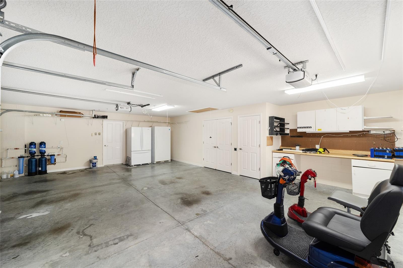 Image 32 of 57 For 926 Long Leaf Lane