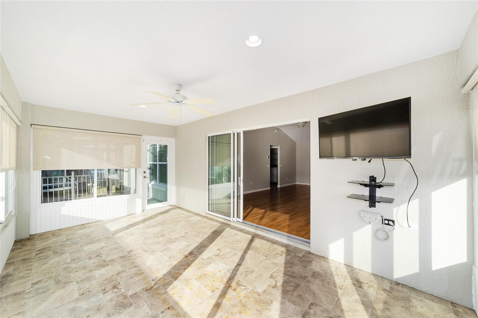 Image 34 of 57 For 926 Long Leaf Lane