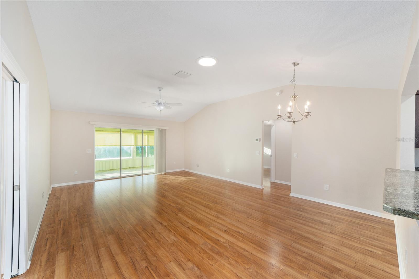 Image 8 of 57 For 926 Long Leaf Lane