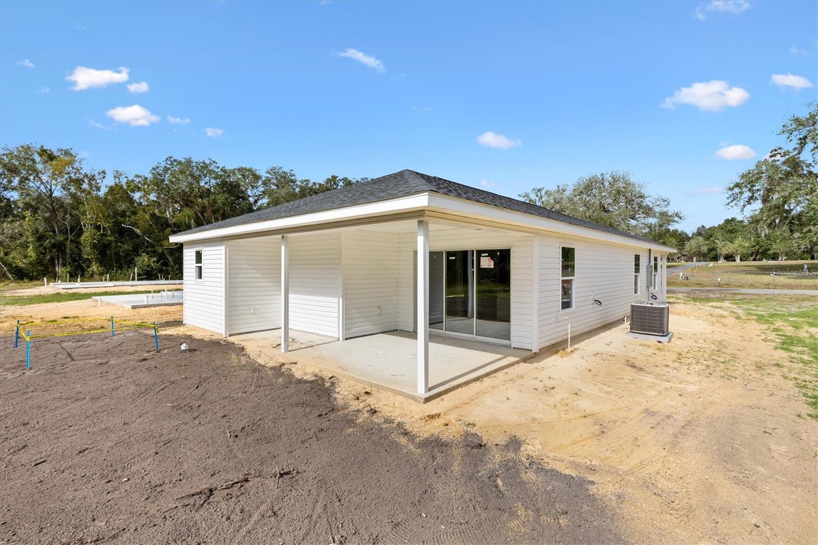 Image 29 of 36 For 555 E Anderson Avenue