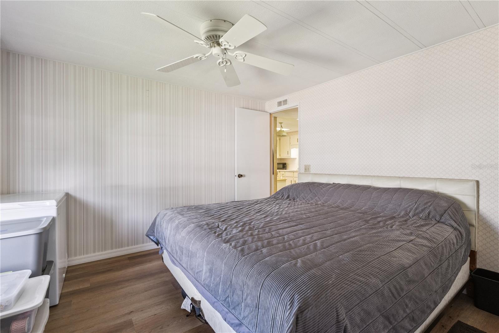 Image 16 of 20 For 103 Poinsettia