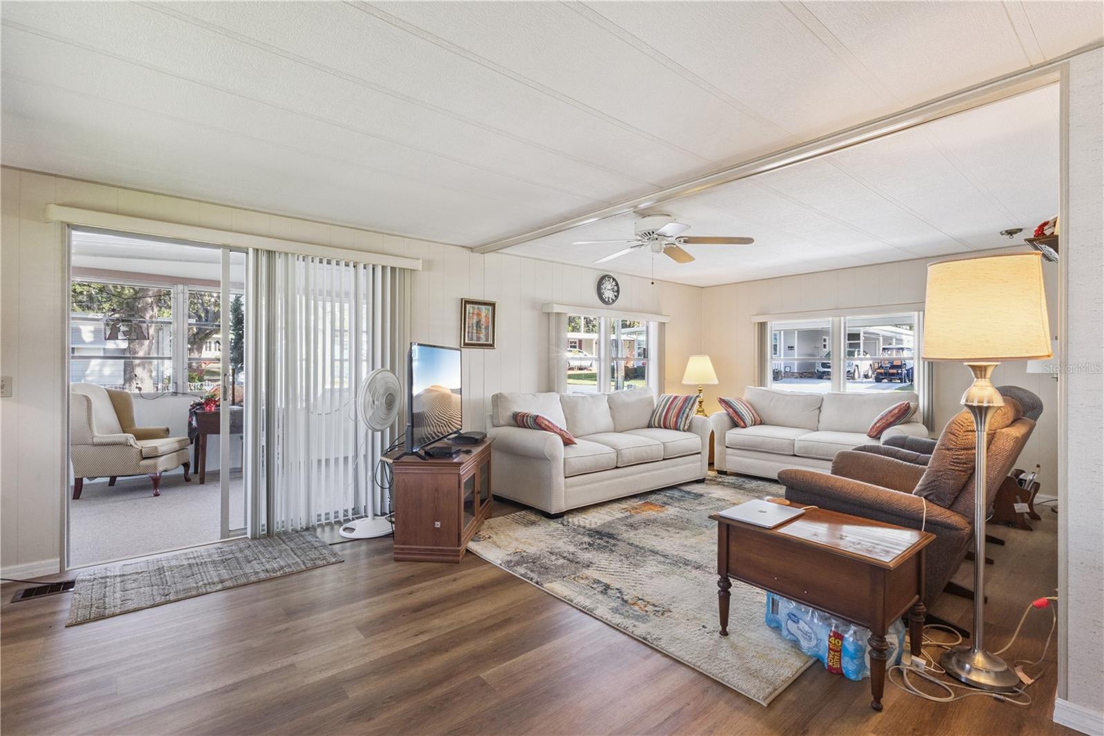 Image 7 of 20 For 103 Poinsettia