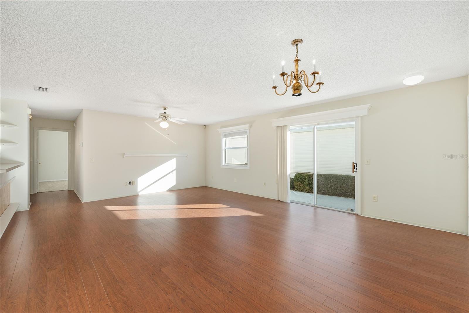 Image 12 of 38 For 3245 Riverton Road