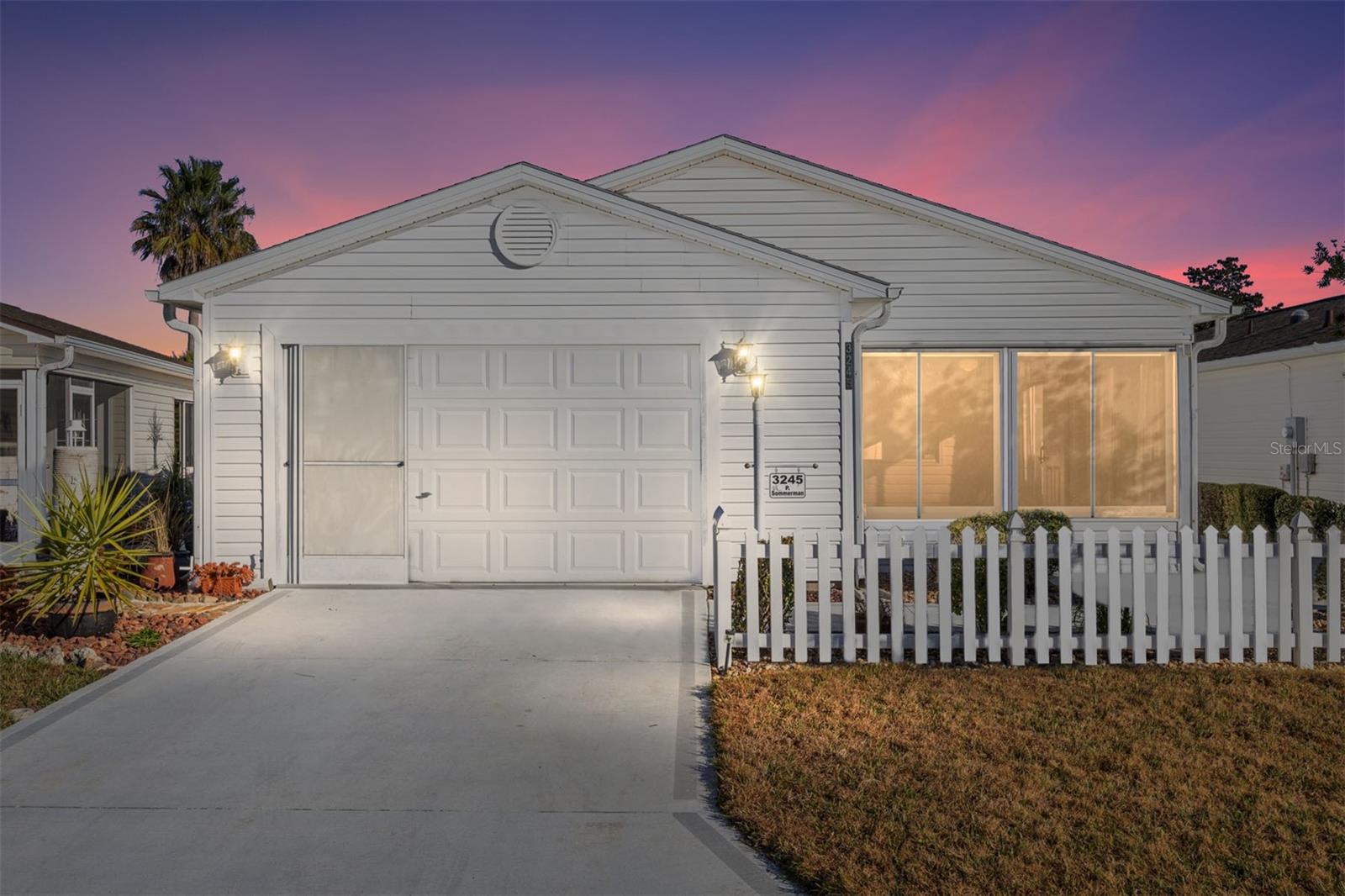 Image 3 of 38 For 3245 Riverton Road