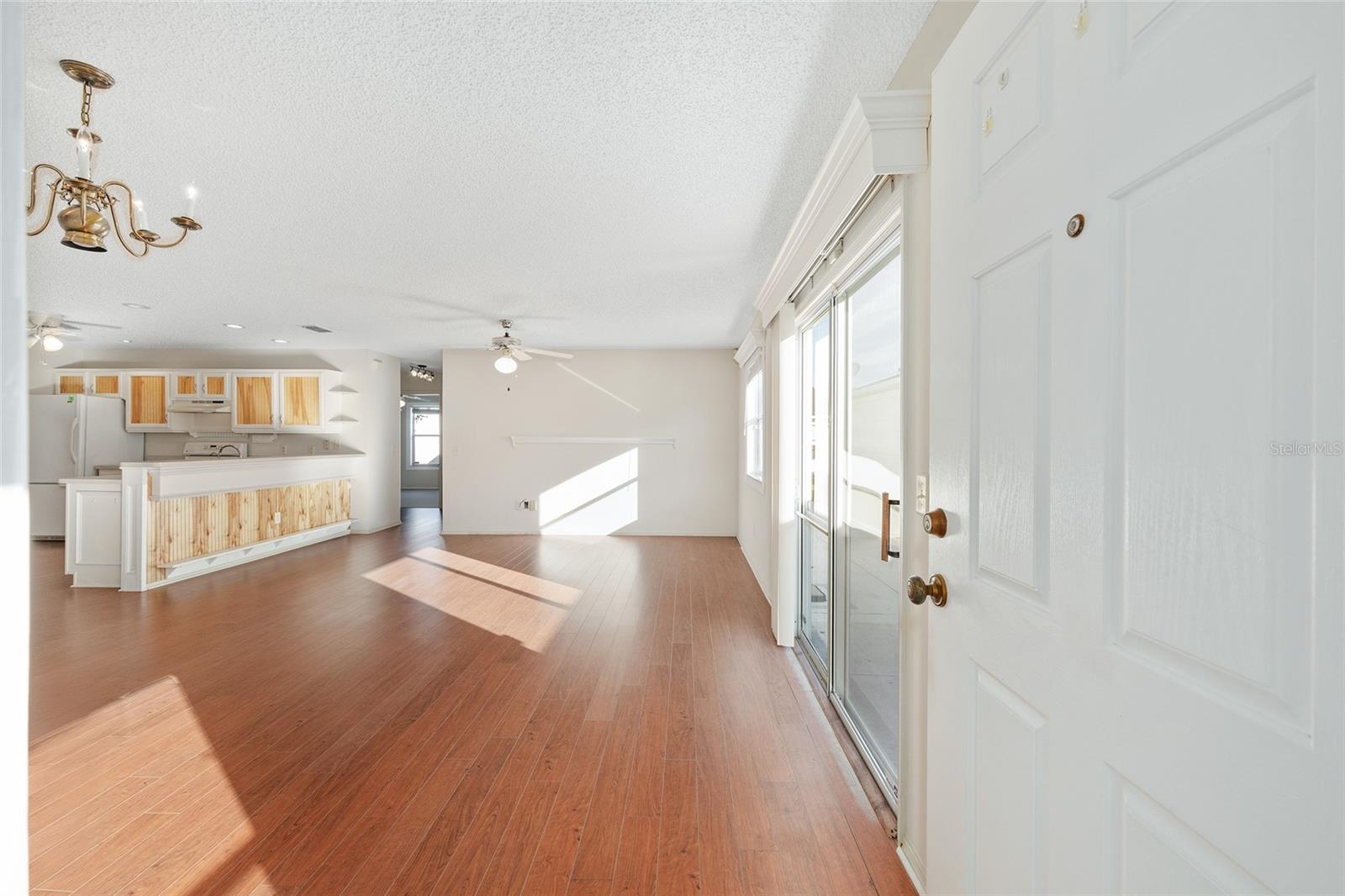 Image 8 of 38 For 3245 Riverton Road