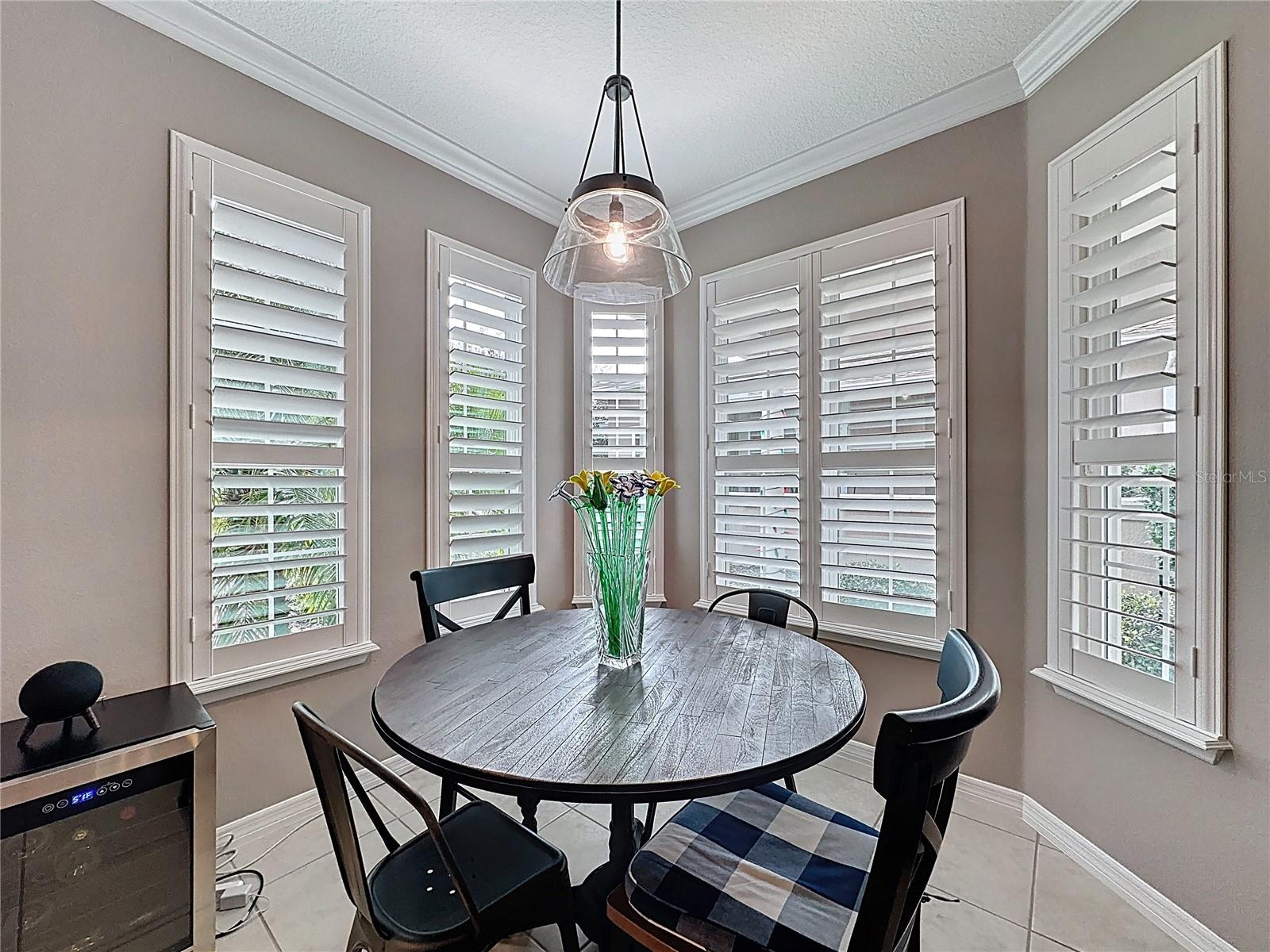 Image 10 of 54 For 275 Silver Maple Road