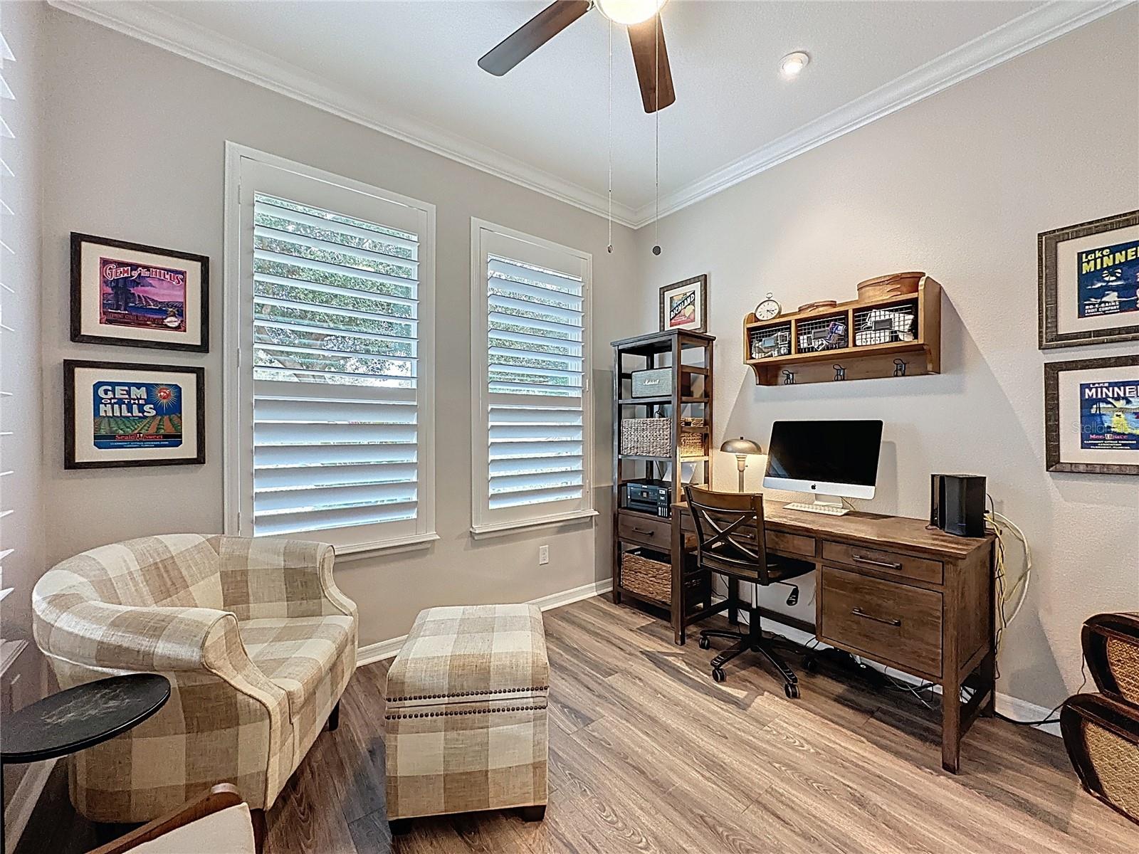 Image 18 of 54 For 275 Silver Maple Road