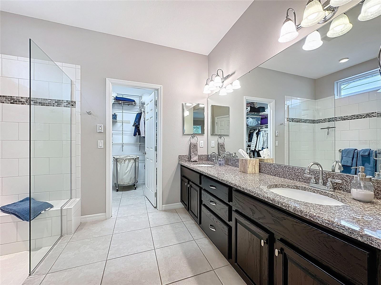 Image 21 of 54 For 275 Silver Maple Road