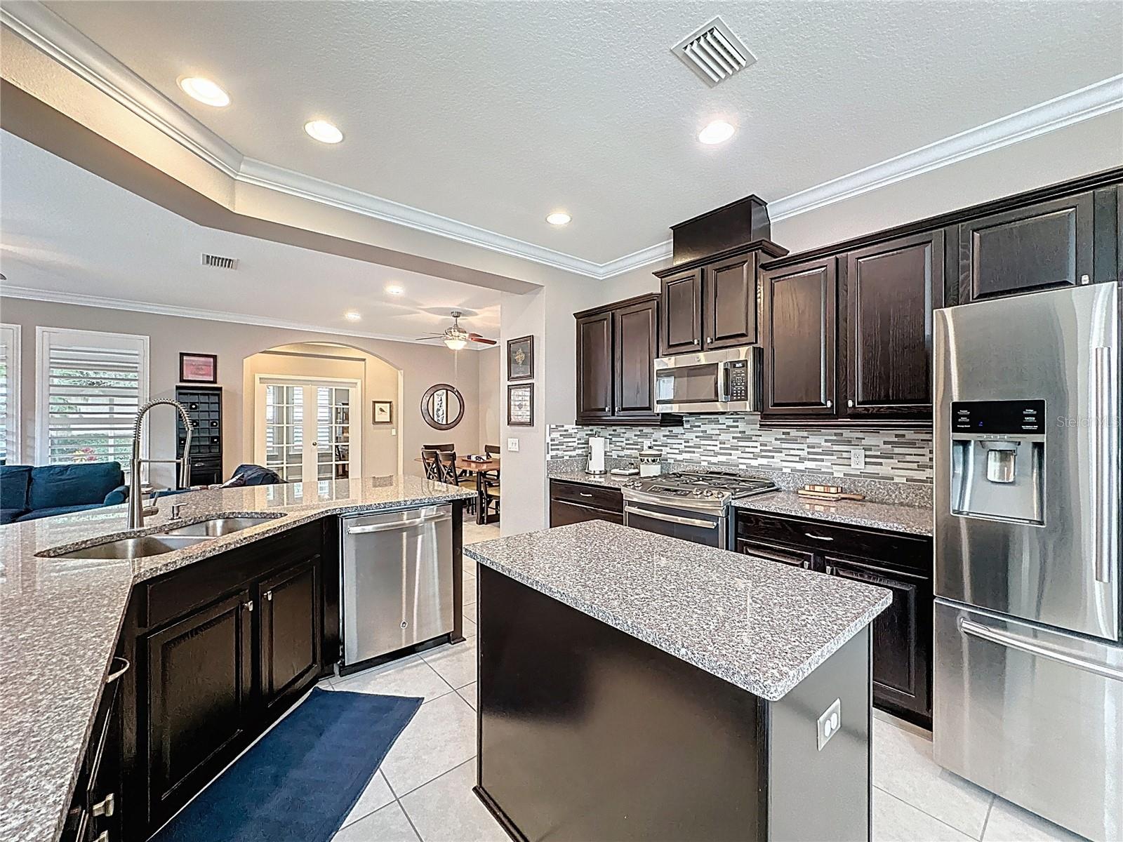 Image 6 of 54 For 275 Silver Maple Road