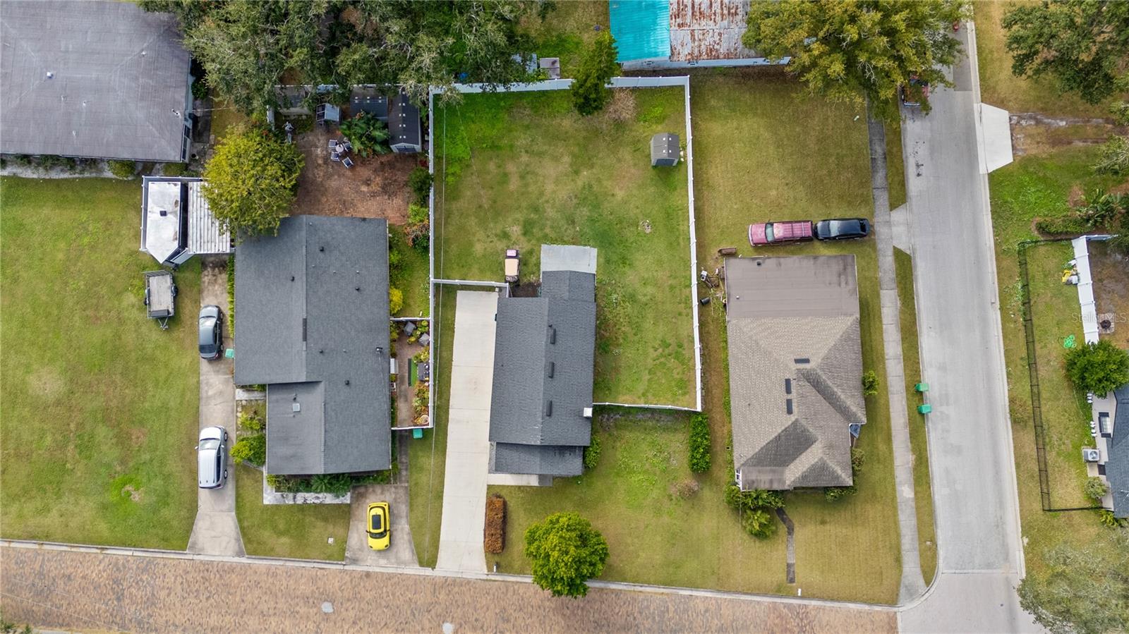 Image 21 of 27 For 18 Vining Street