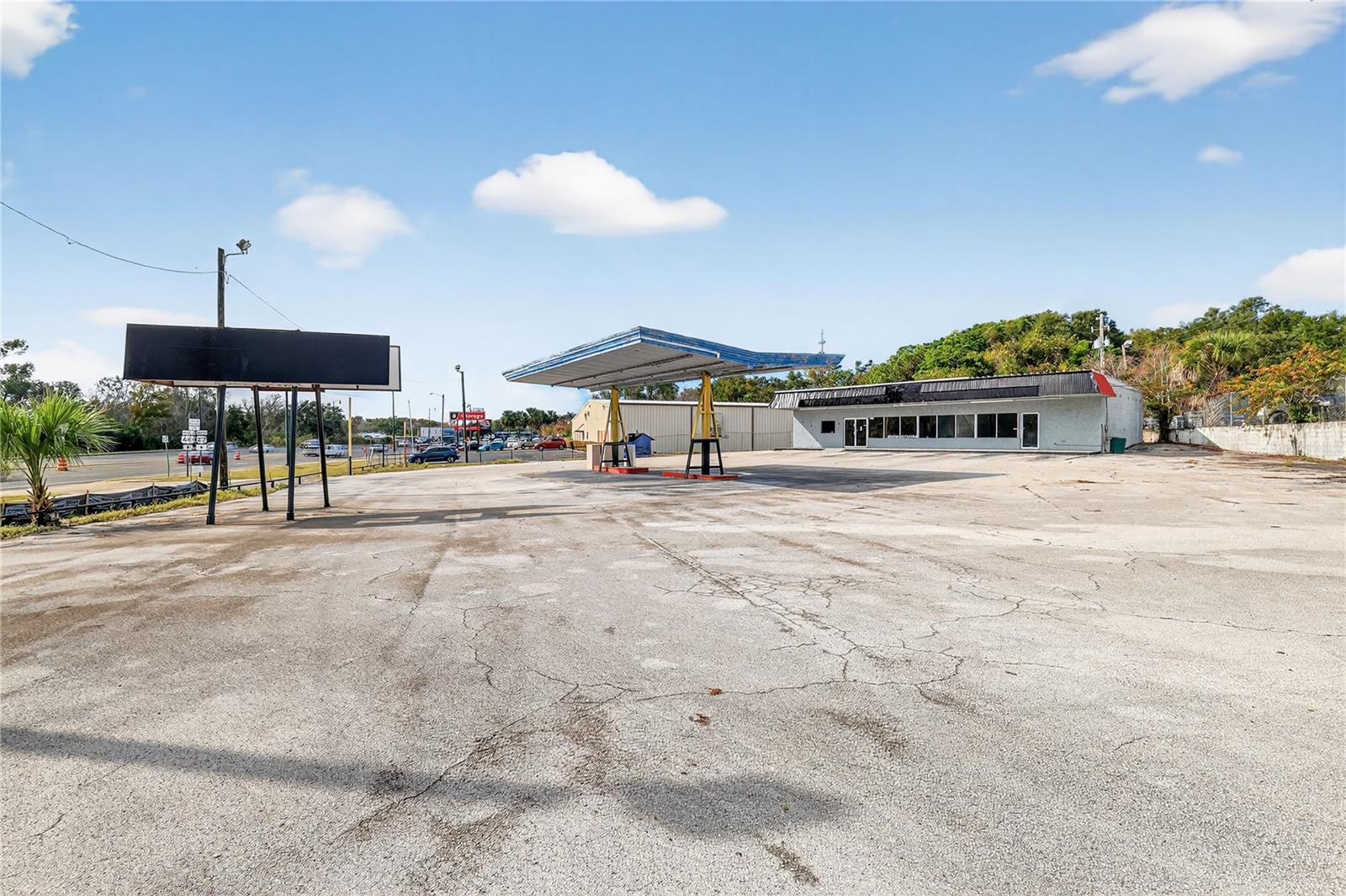 Image 3 of 31 For 1526 Us Highway 441