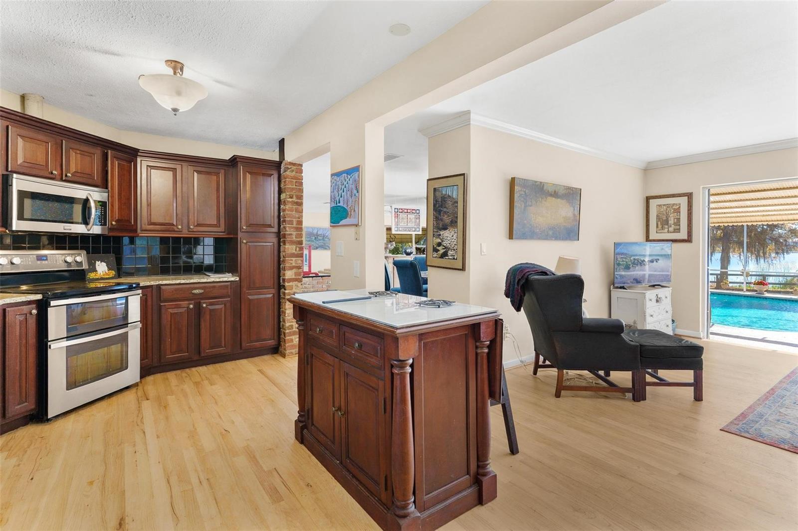 Image 15 of 63 For 475 Guerrant Street