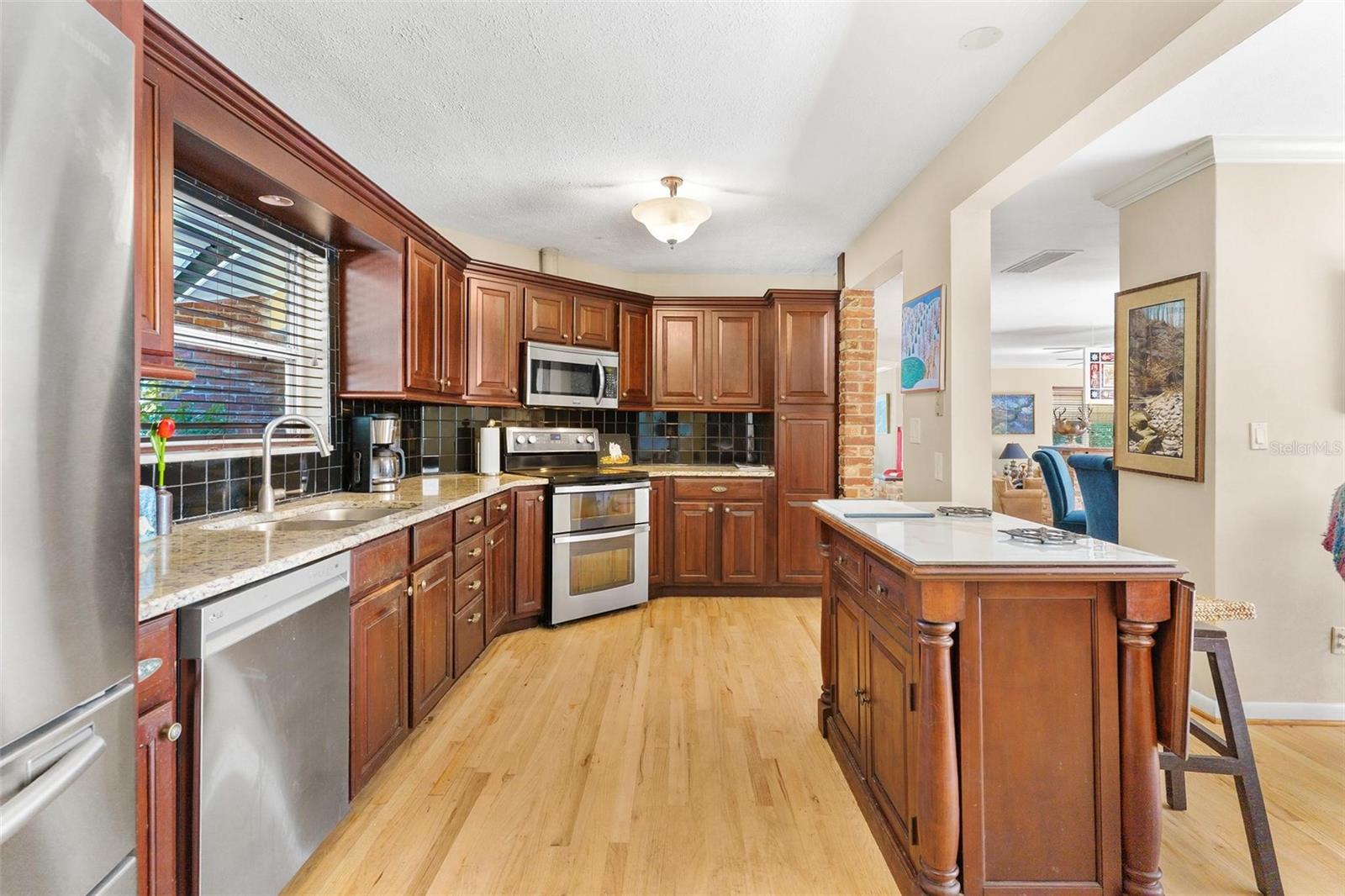 Image 16 of 63 For 475 Guerrant Street