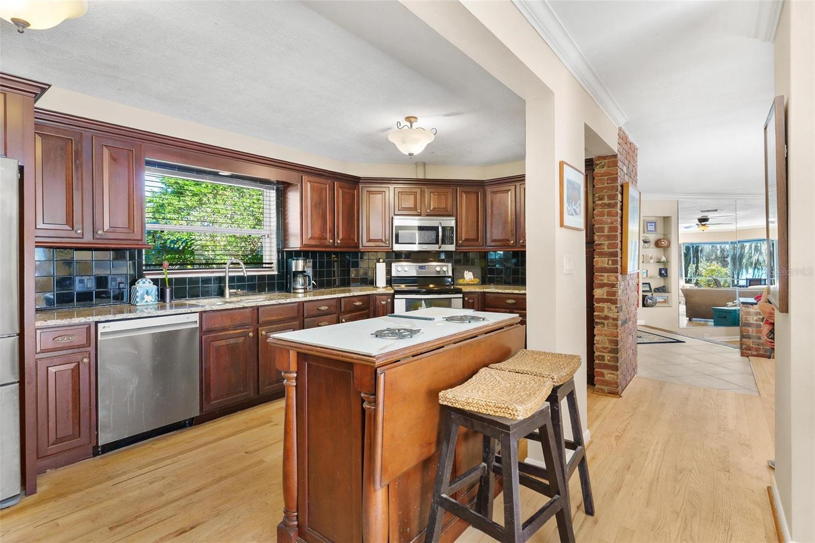 Image 17 of 63 For 475 Guerrant Street