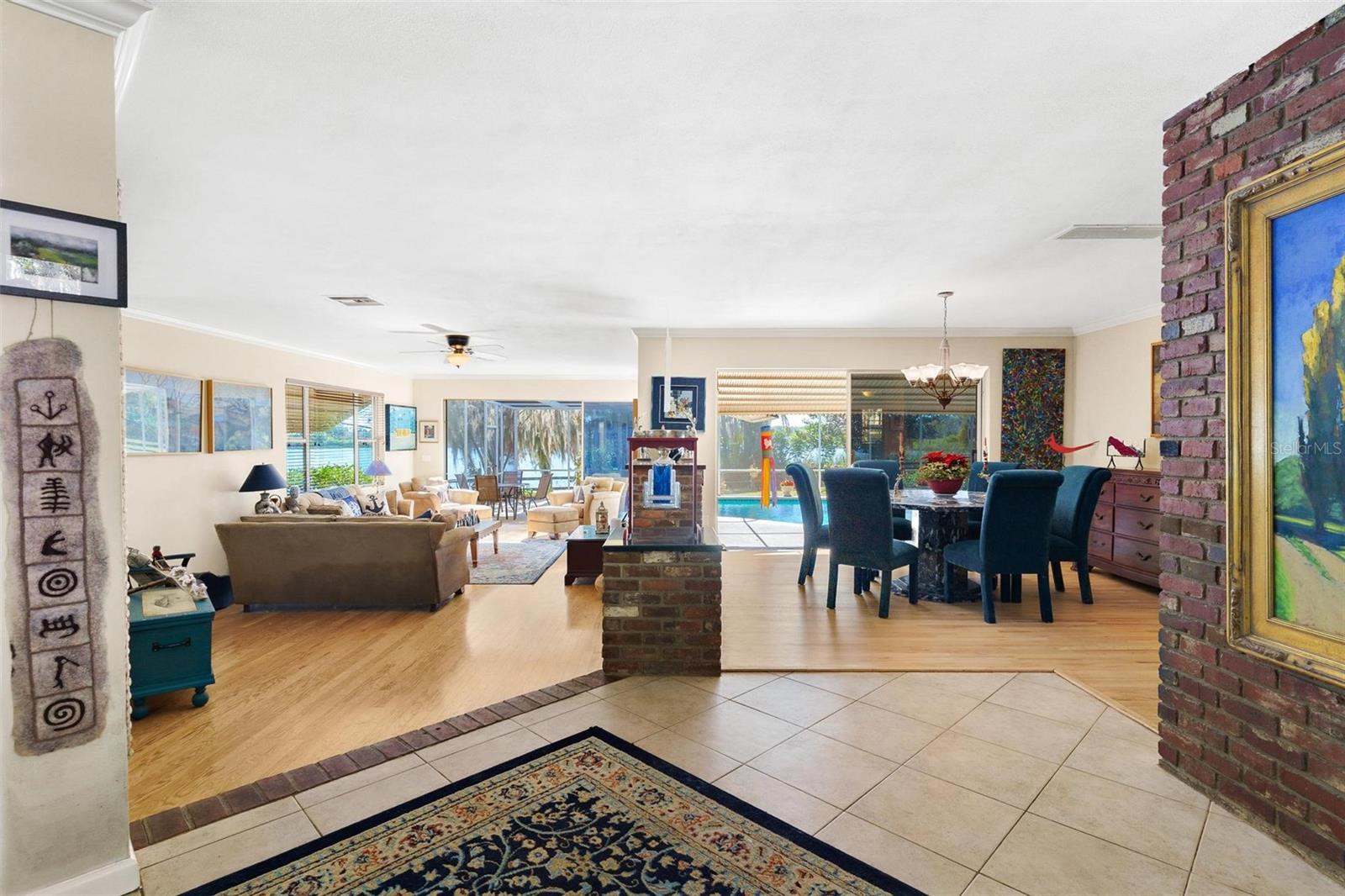 Image 7 of 63 For 475 Guerrant Street