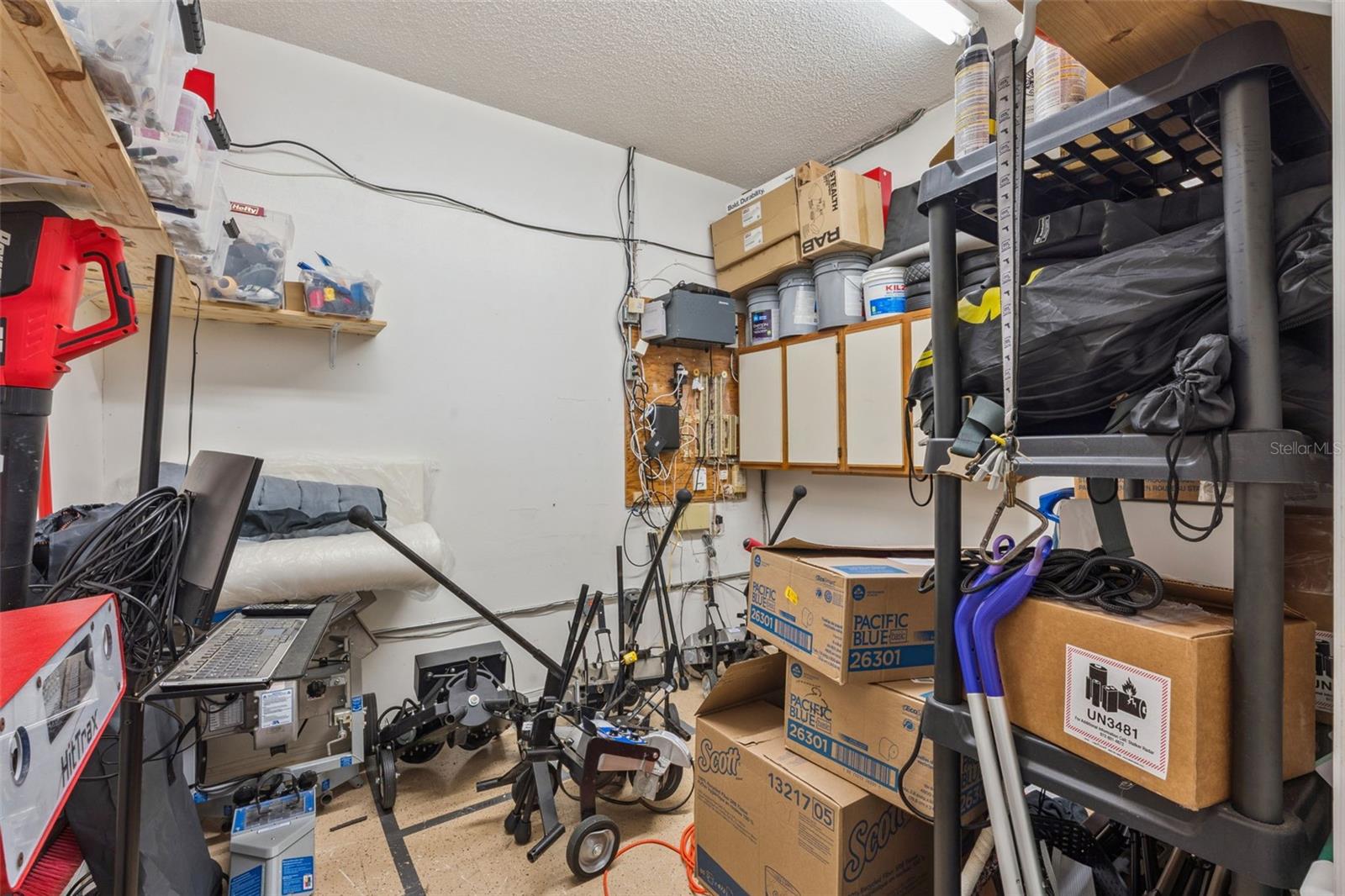 Image 16 of 38 For 320 Tubb Street