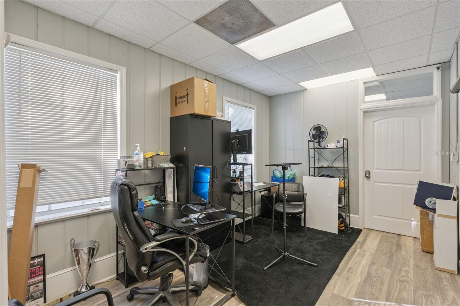 Image 17 of 38 For 320 Tubb Street