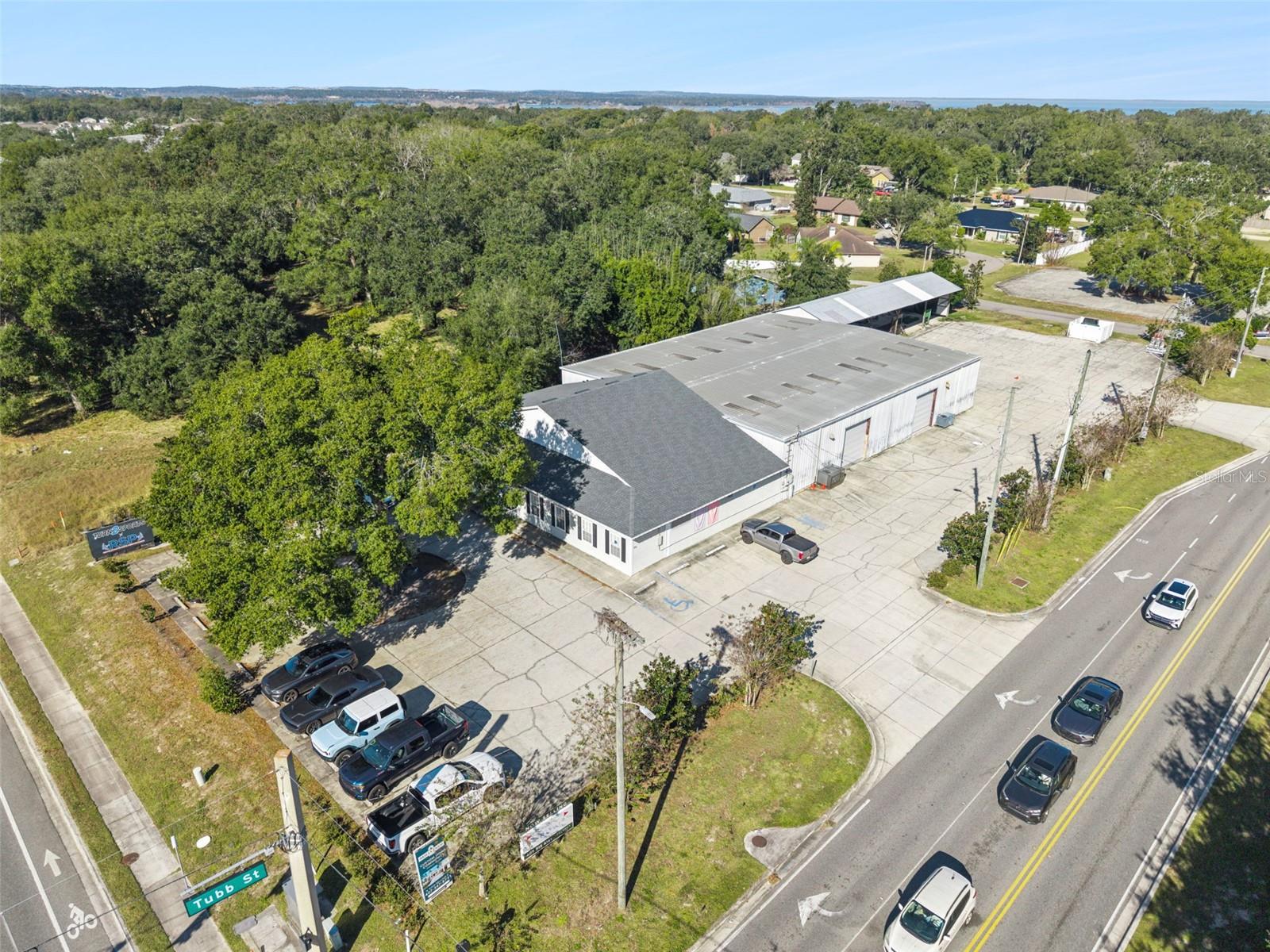 Image 23 of 38 For 320 Tubb Street