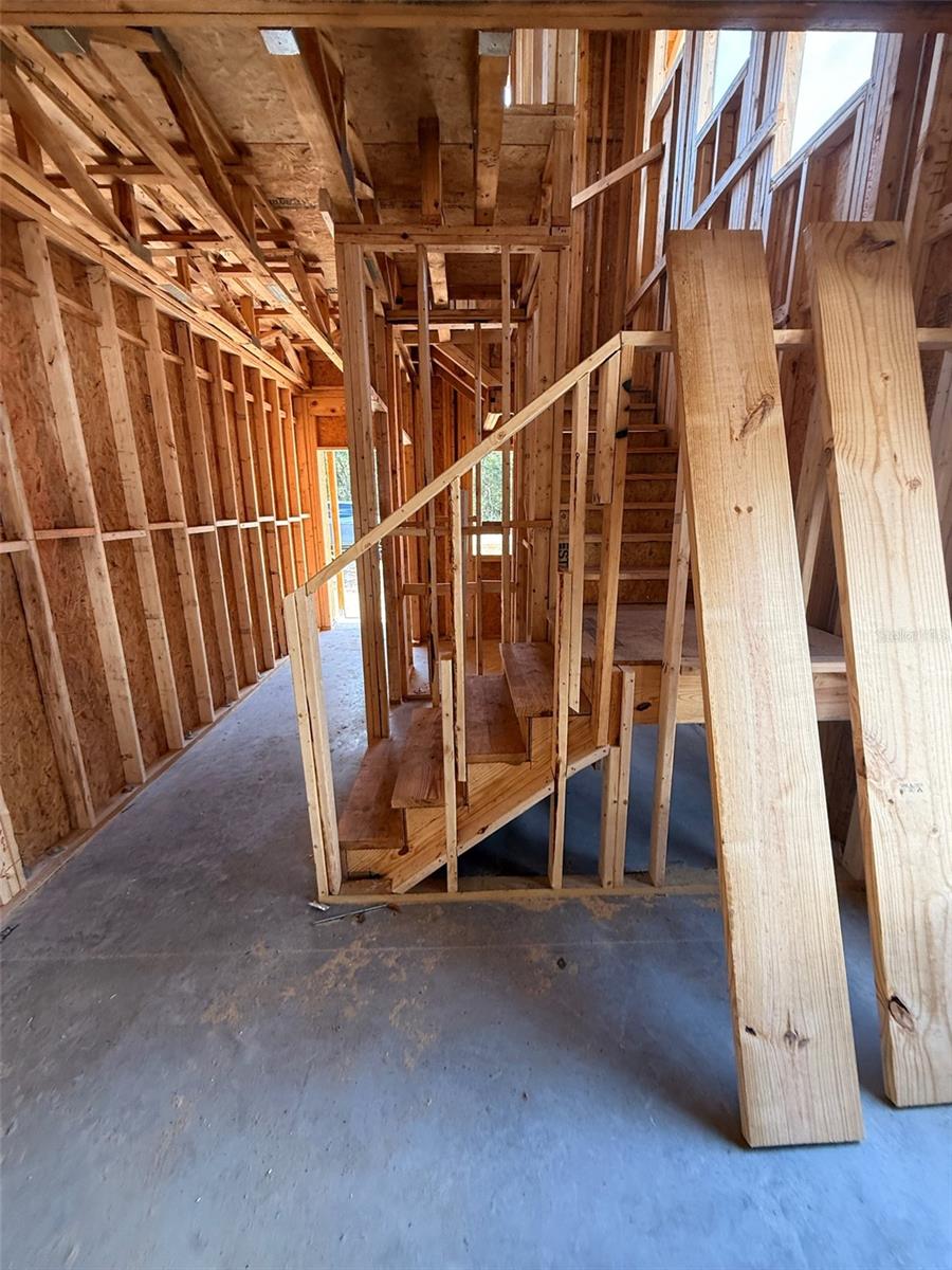 Image 16 of 21 For 228 Dawn Avenue