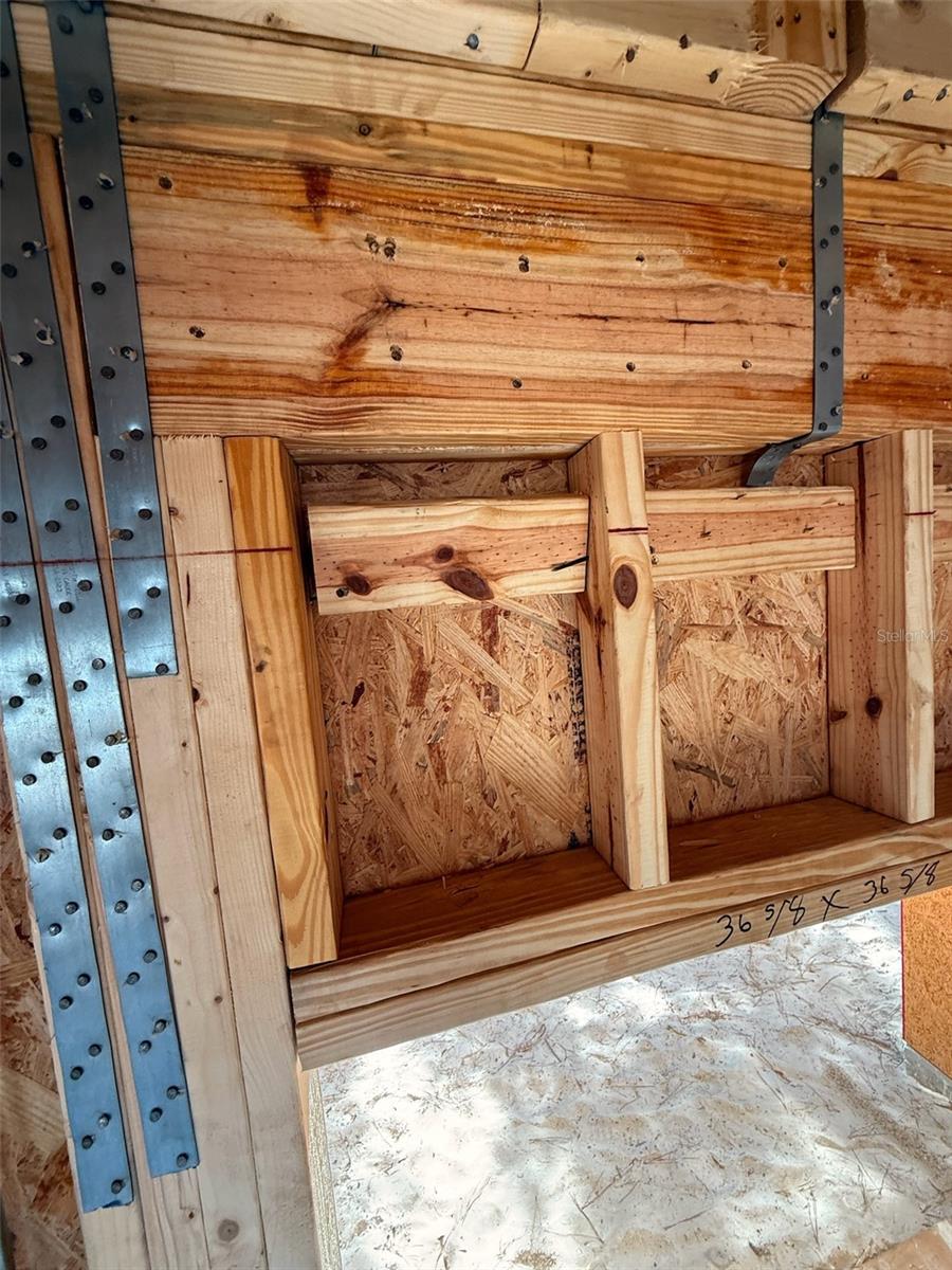 Image 18 of 21 For 228 Dawn Avenue