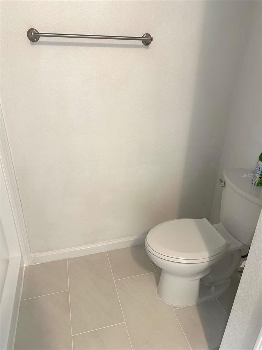 Image 28 of 39 For 710 Cortez Avenue