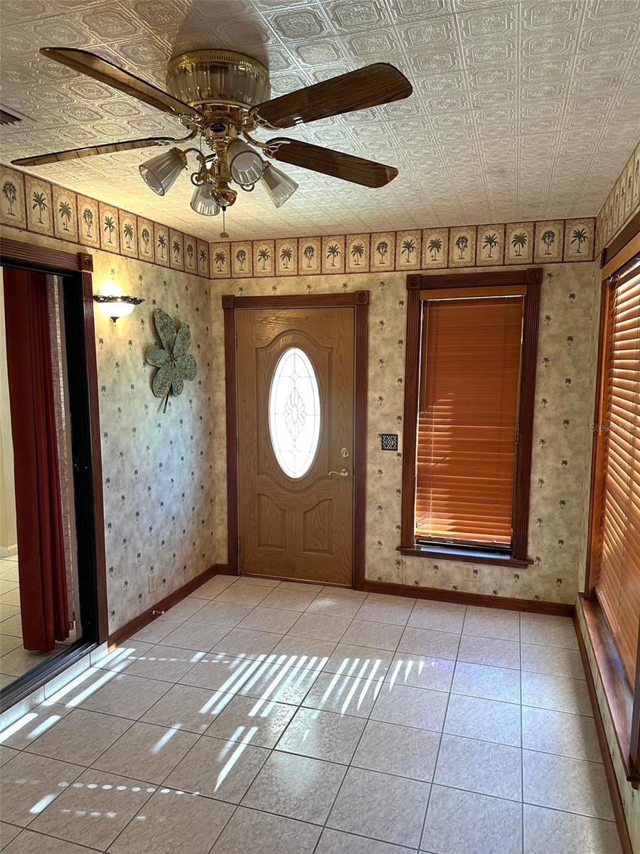 Image 37 of 39 For 710 Cortez Avenue