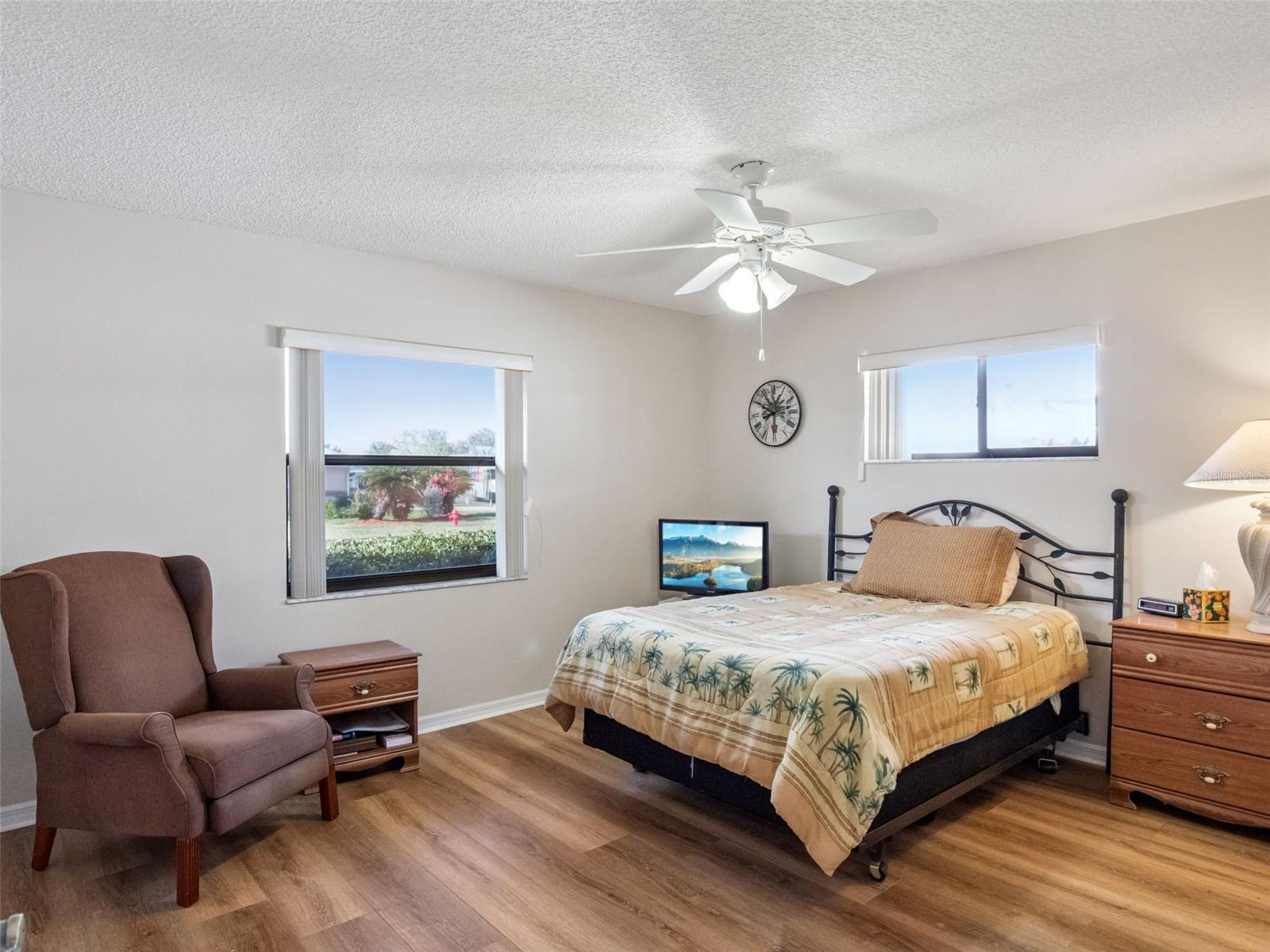 Image 12 of 65 For 21506 Queen Anne Court