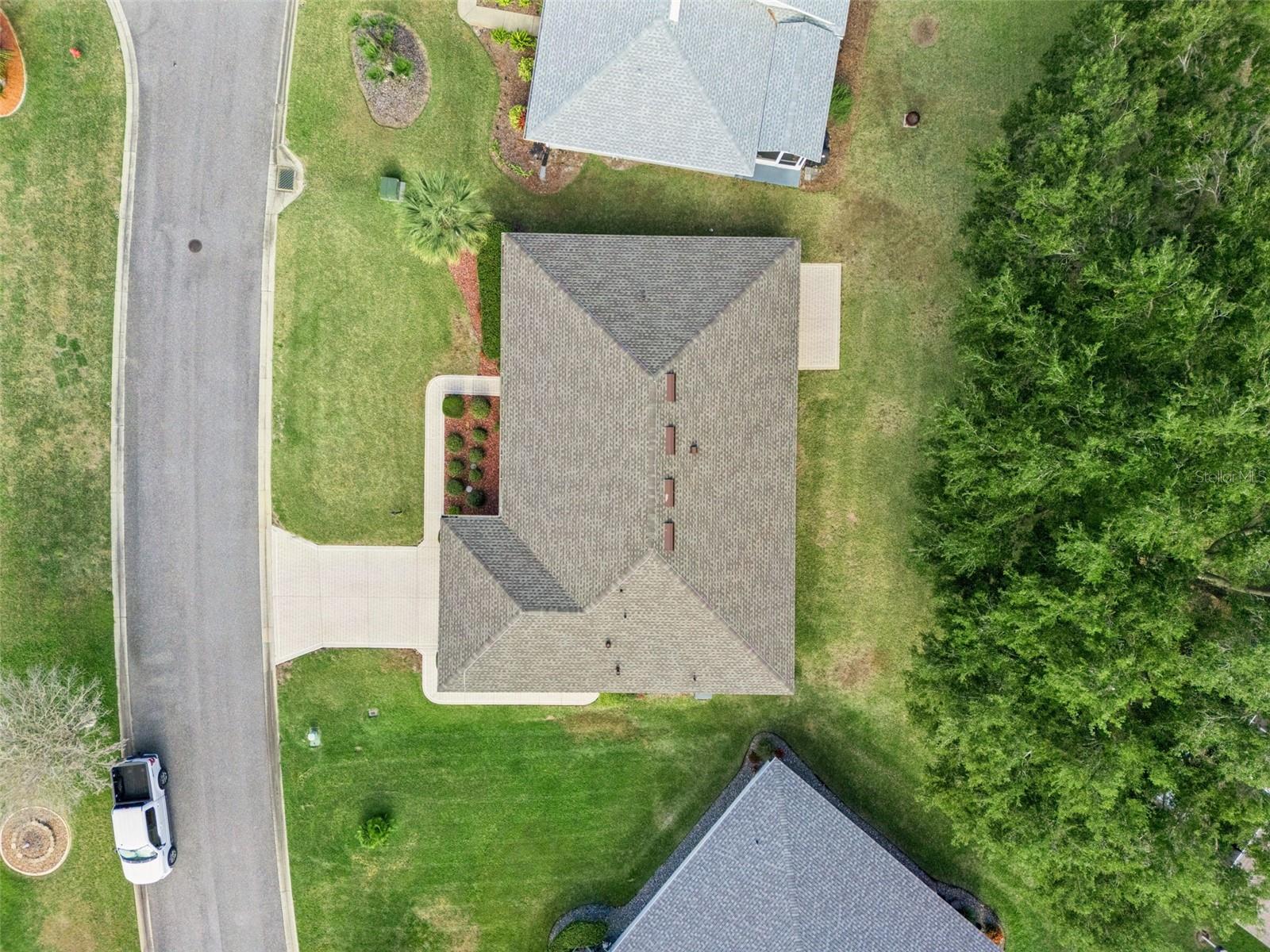 Image 37 of 65 For 21506 Queen Anne Court