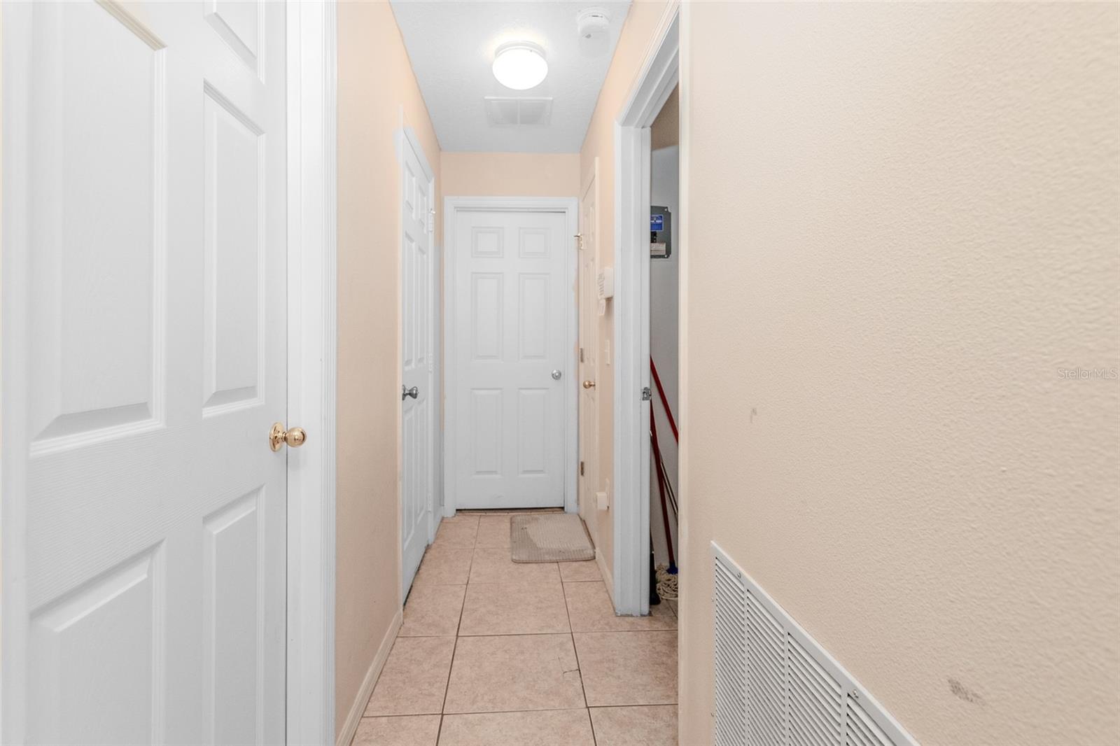 Image 20 of 30 For 304 Grouper Drive