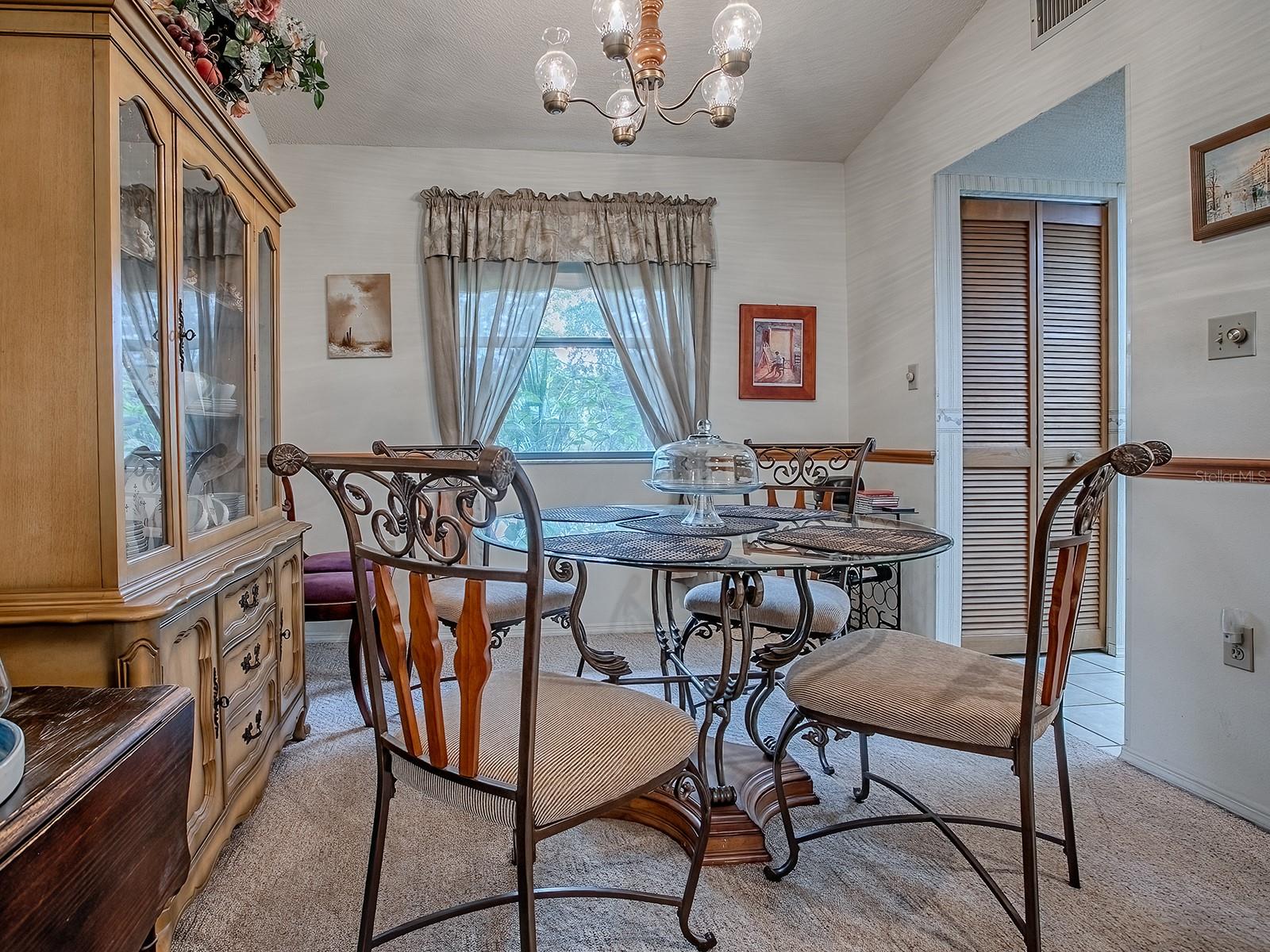 Image 8 of 45 For 12534 Wedgefield Drive